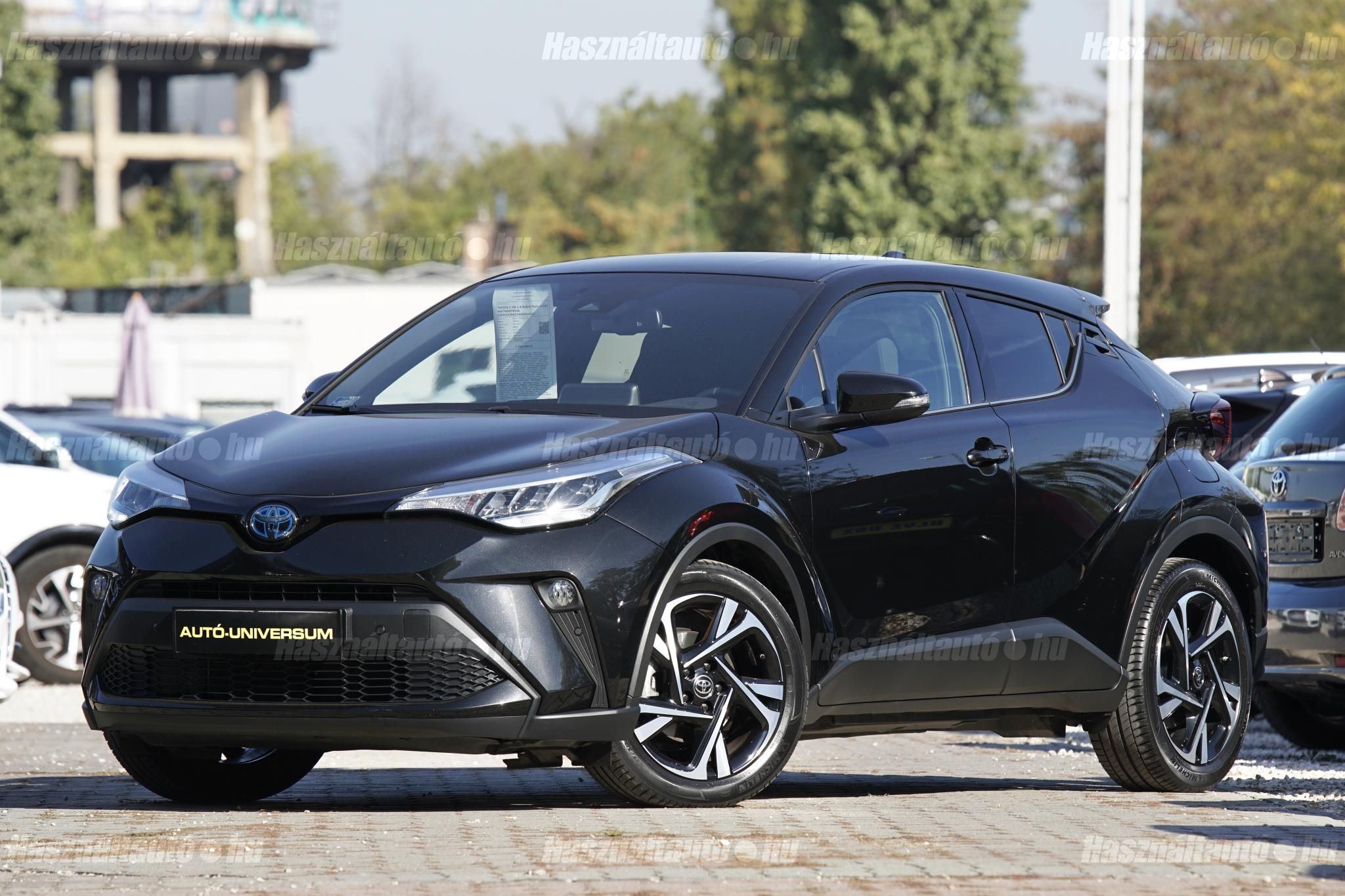 TOYOTA C-HR 2022/11 - 1