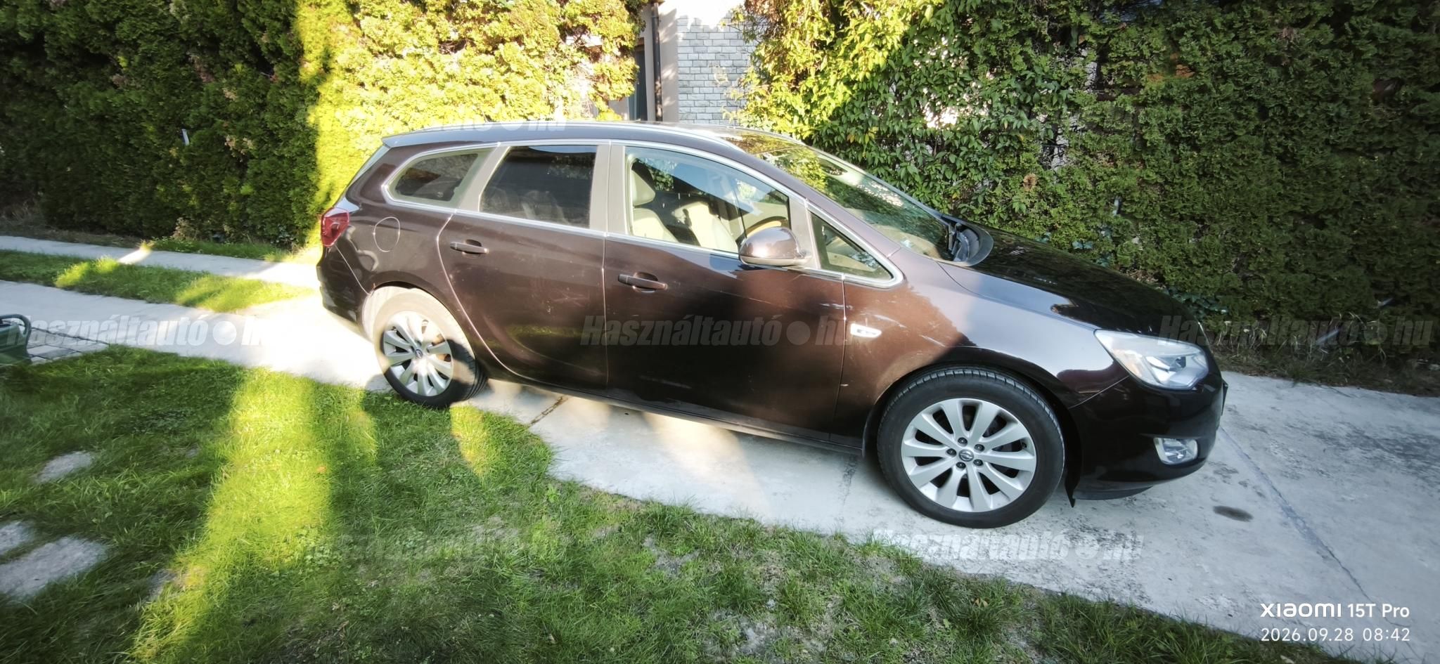 OPEL ASTRA J 2011/9 - 1