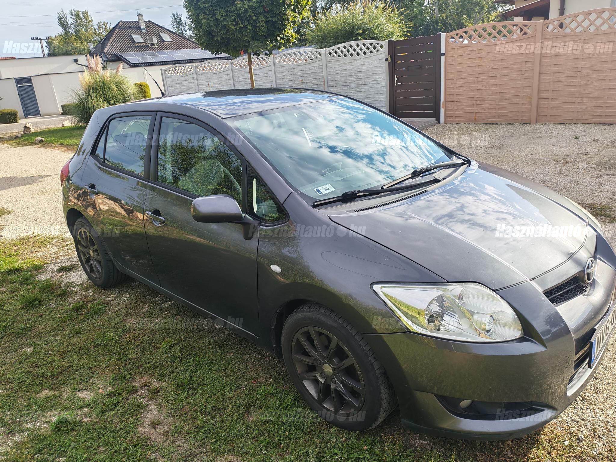 TOYOTA AURIS 2007/10 - 1