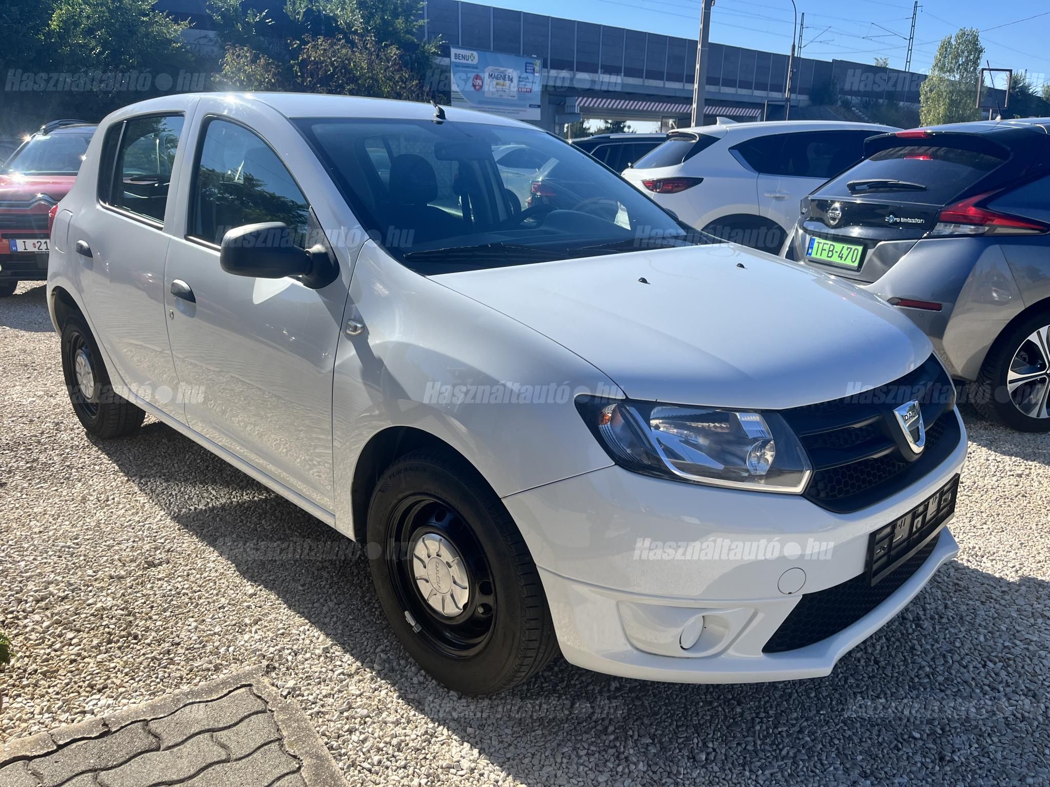 DACIA SANDERO 2014/1 - 1