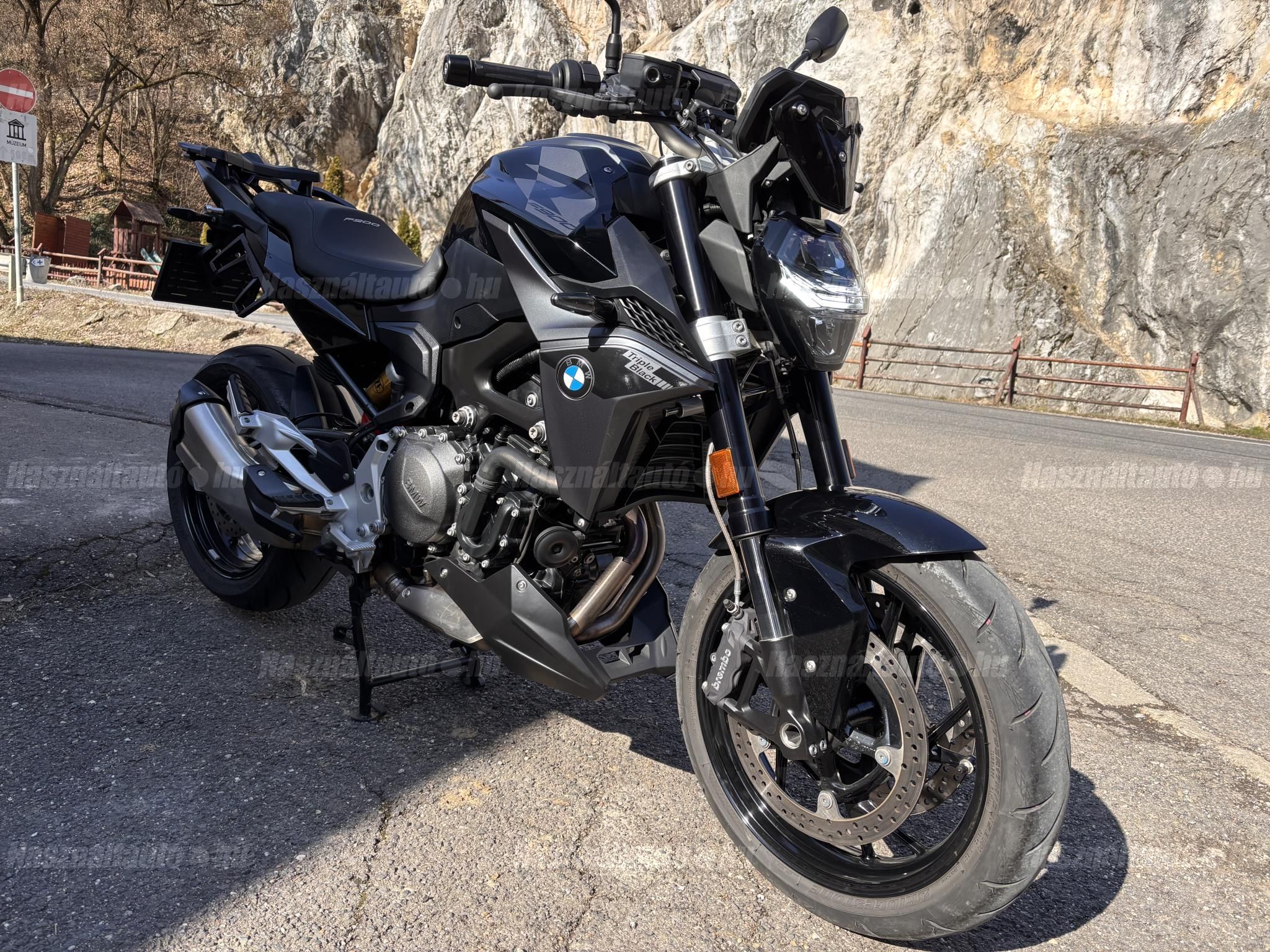 BMW F 900 R 2024/2 - 1
