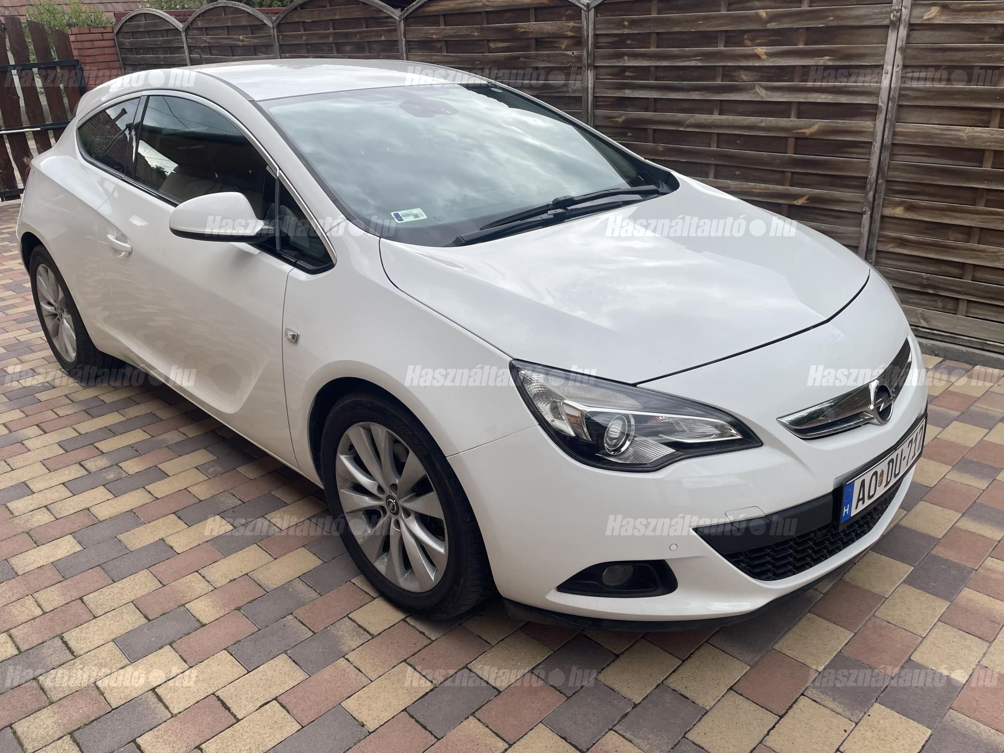 OPEL ASTRA J 2013/7 - 1