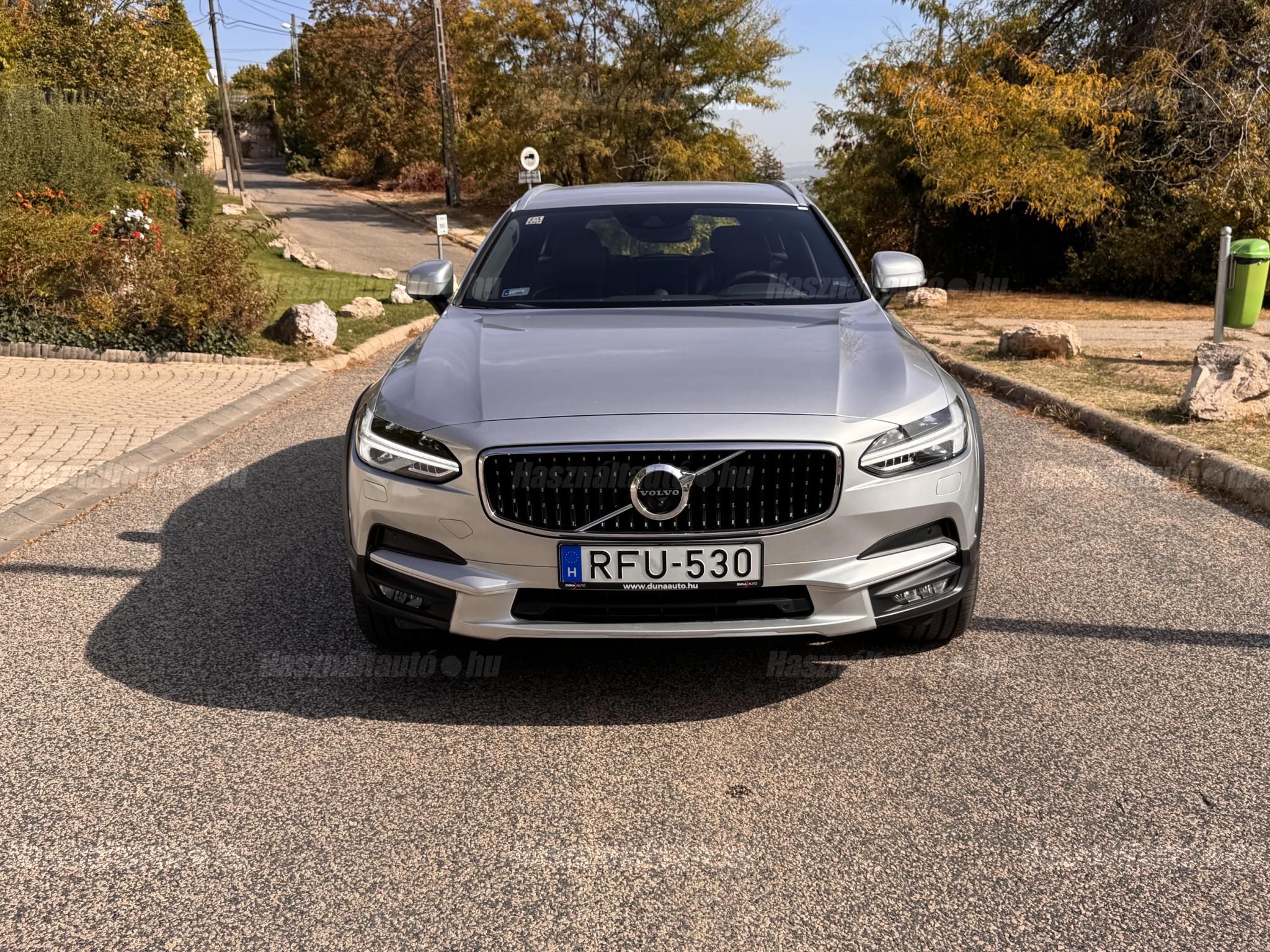 VOLVO V90 2020/3 - 1