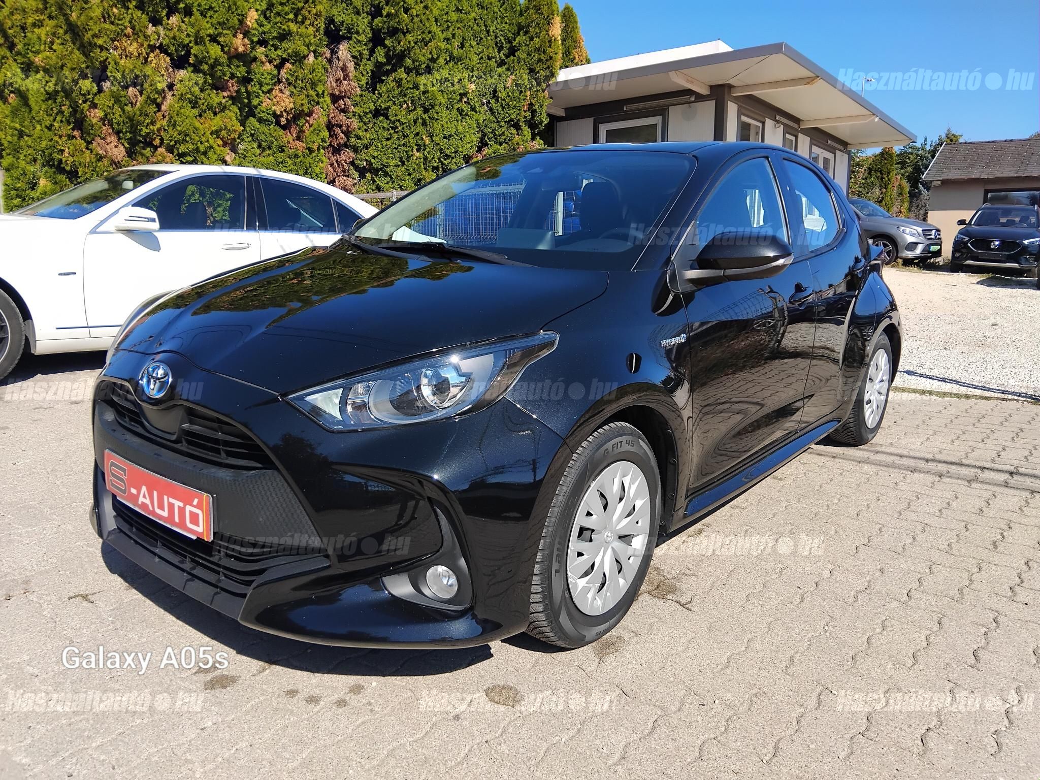 TOYOTA YARIS 2021/8 - 1