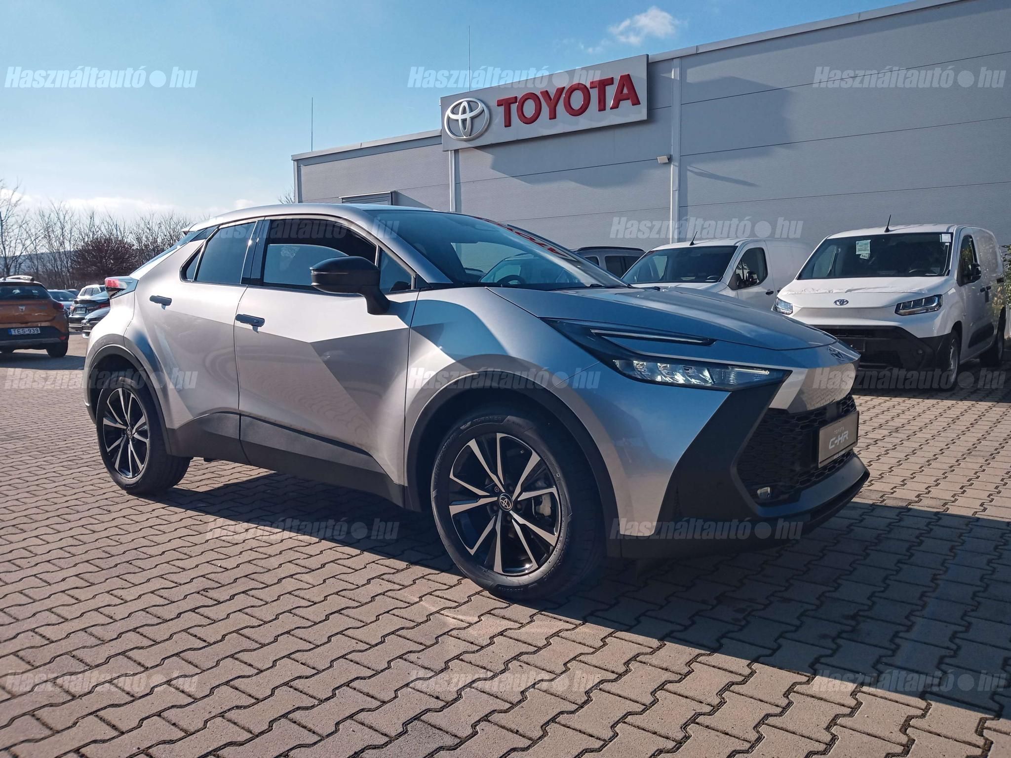 TOYOTA C-HR 2026 - 1