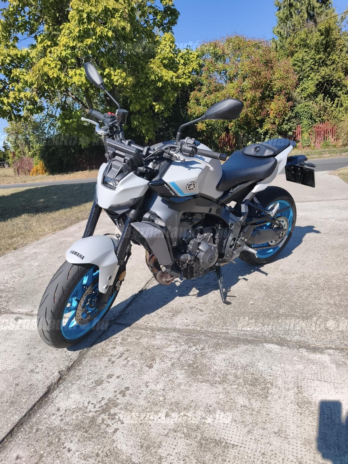 YAMAHA MT-09 2025/6 - 1