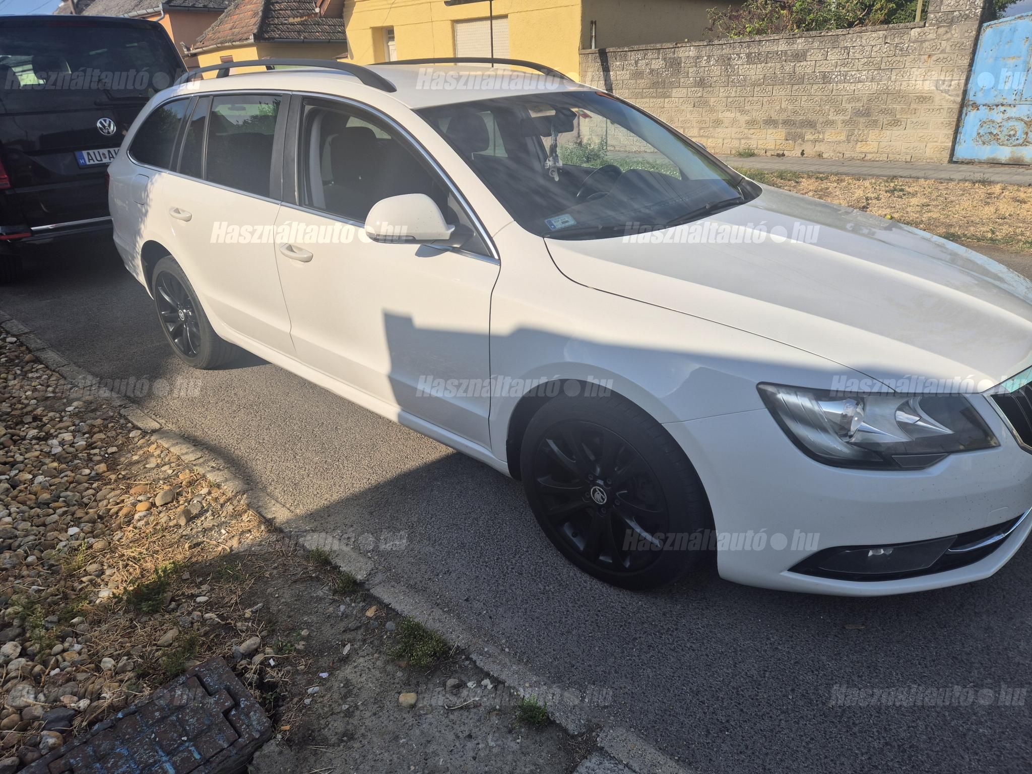 SKODA SUPERB 2014/12 - 1