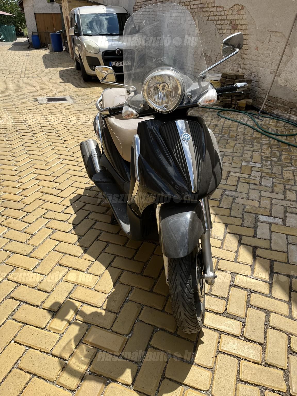 PIAGGIO BEVERLY 400 2008/9 - 1