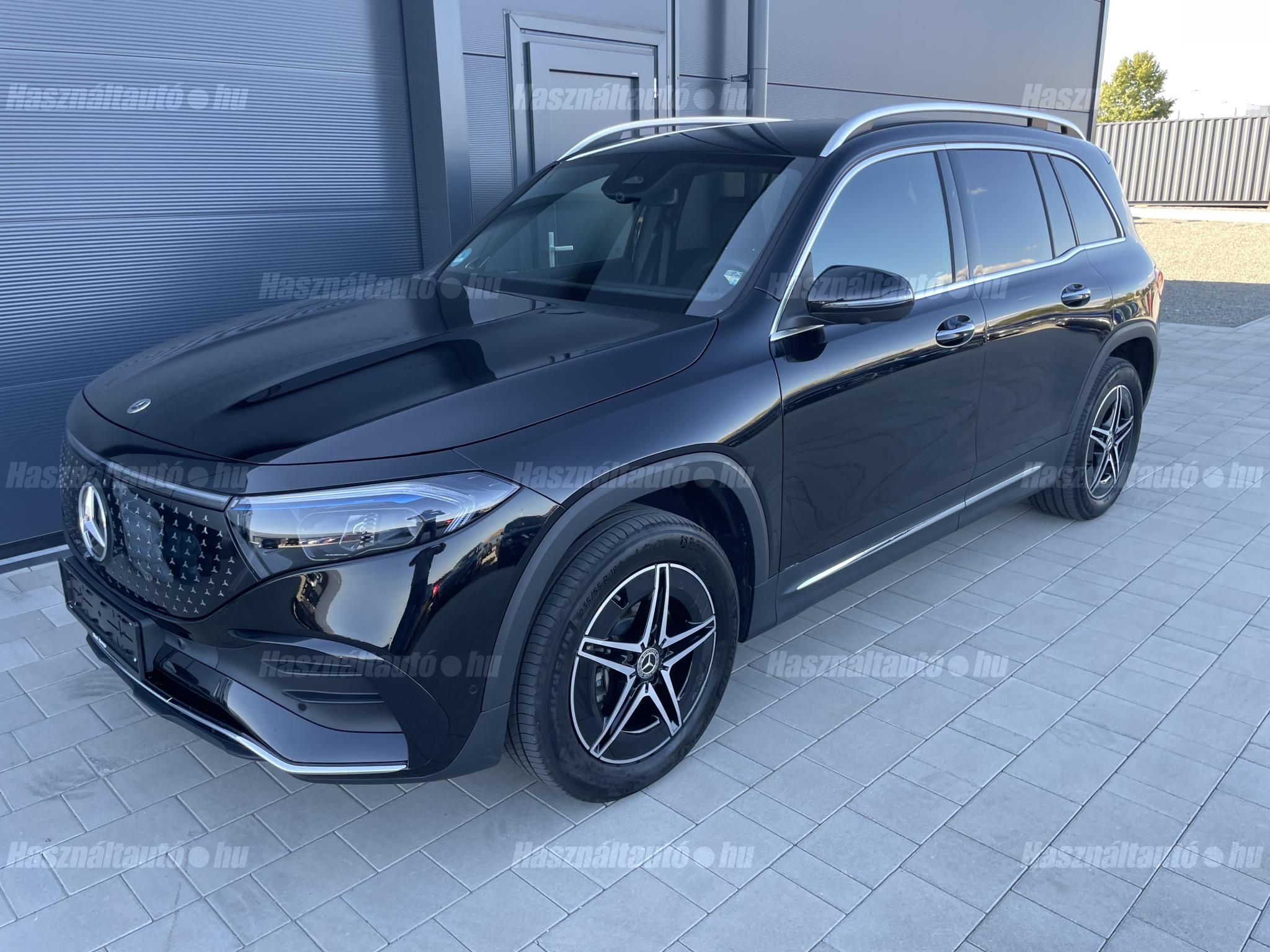 MERCEDES-BENZ EQB 2025/3 - 1