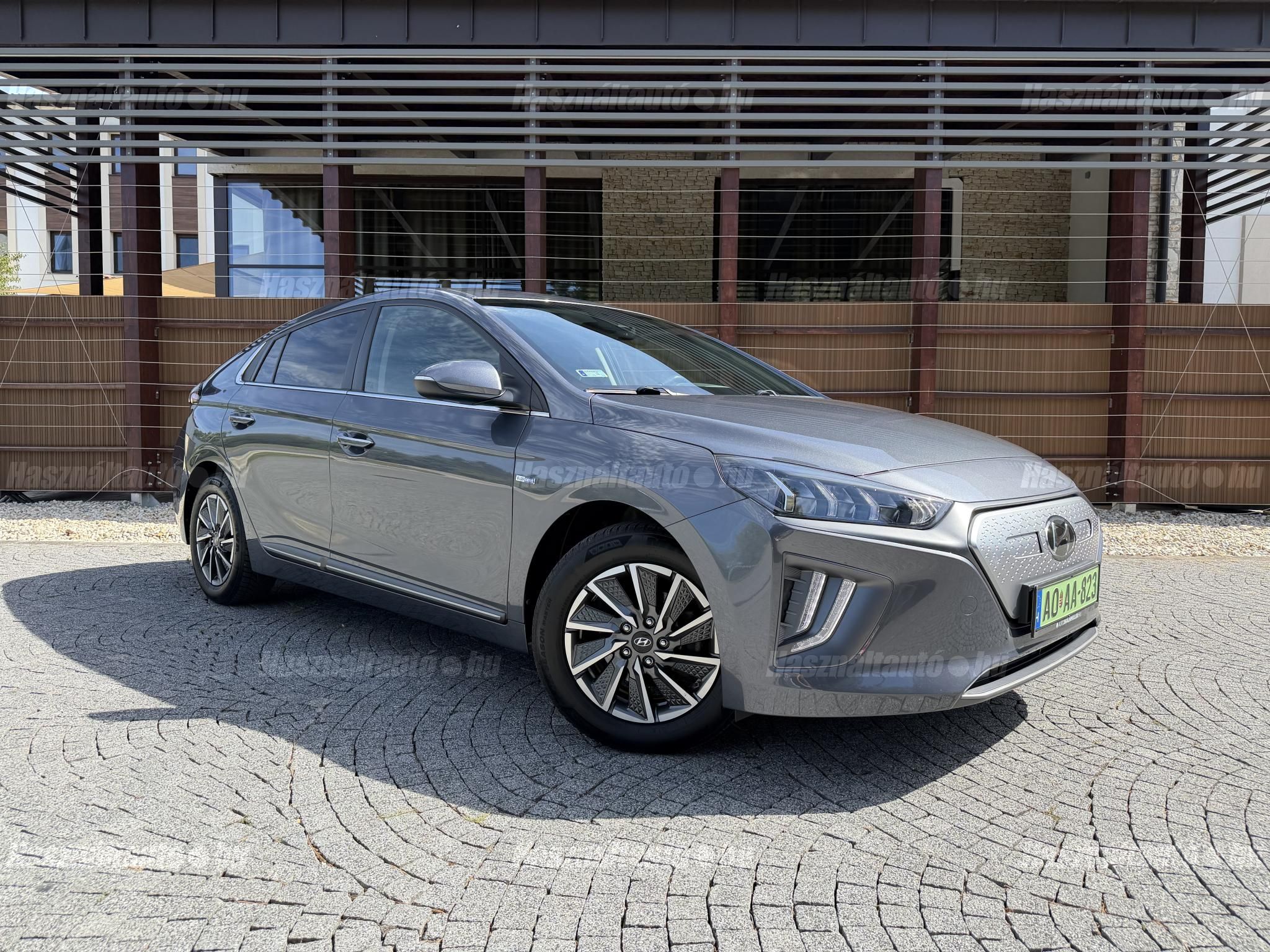 HYUNDAI IONIQ 2020/10 - 1