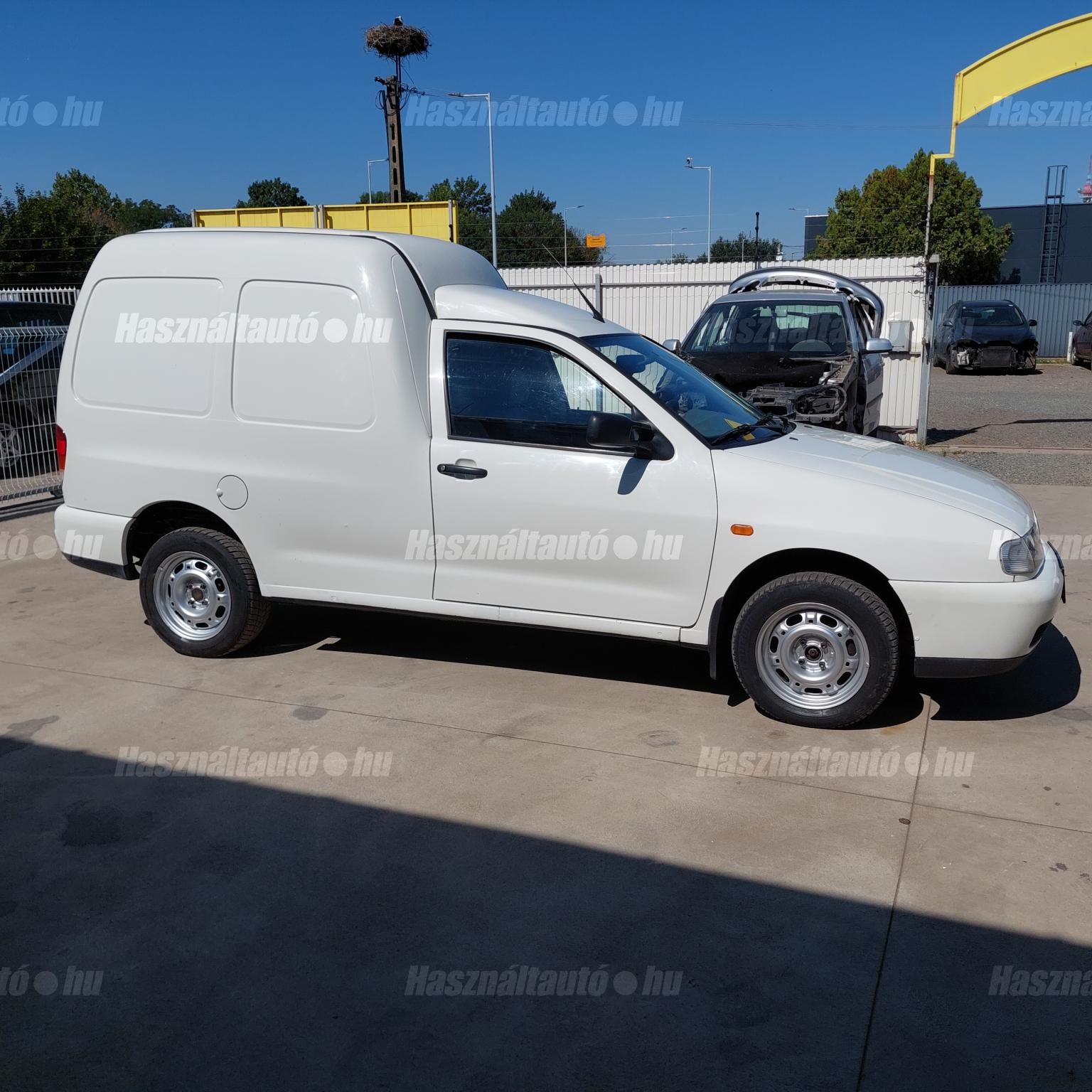 VOLKSWAGEN CADDY 2001 - 1