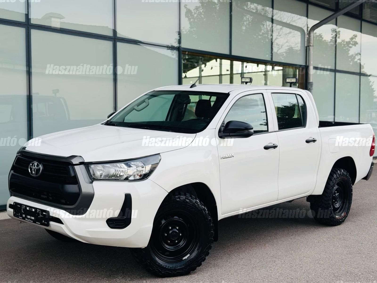 TOYOTA HILUX 2022/12 - 1