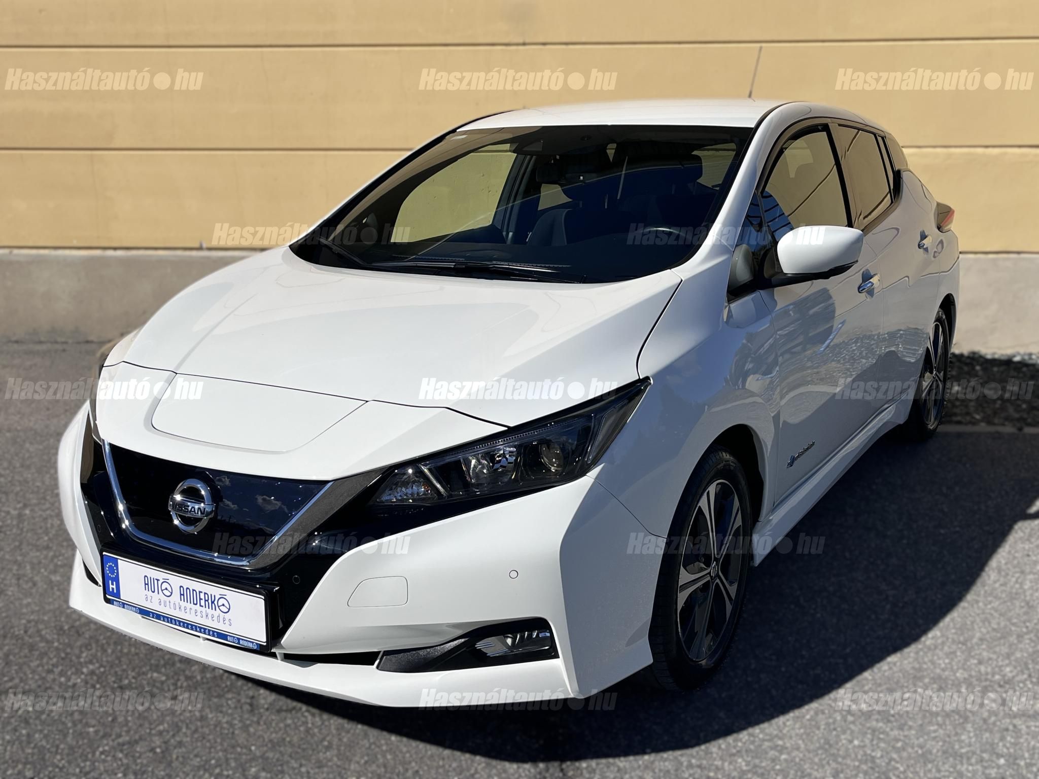 NISSAN LEAF 2021/2 - 1