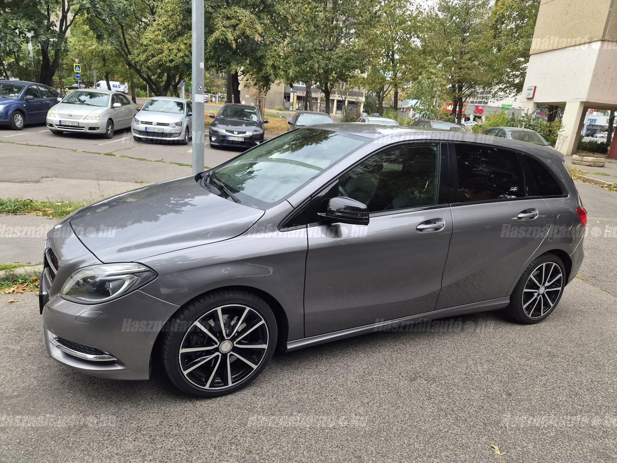 MERCEDES-BENZ B 220 2014/2 - 1