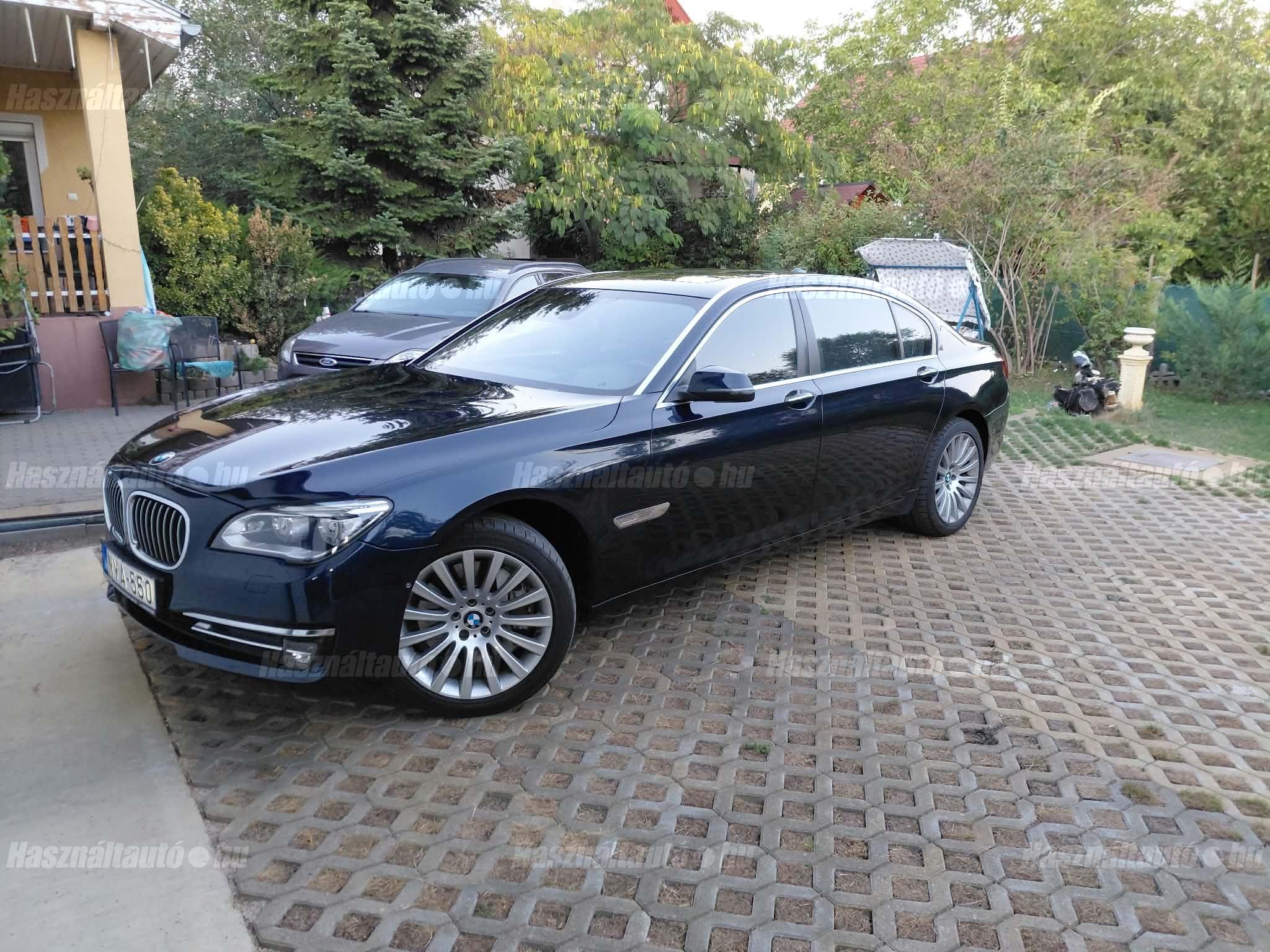 BMW 750 2014/11 - 1