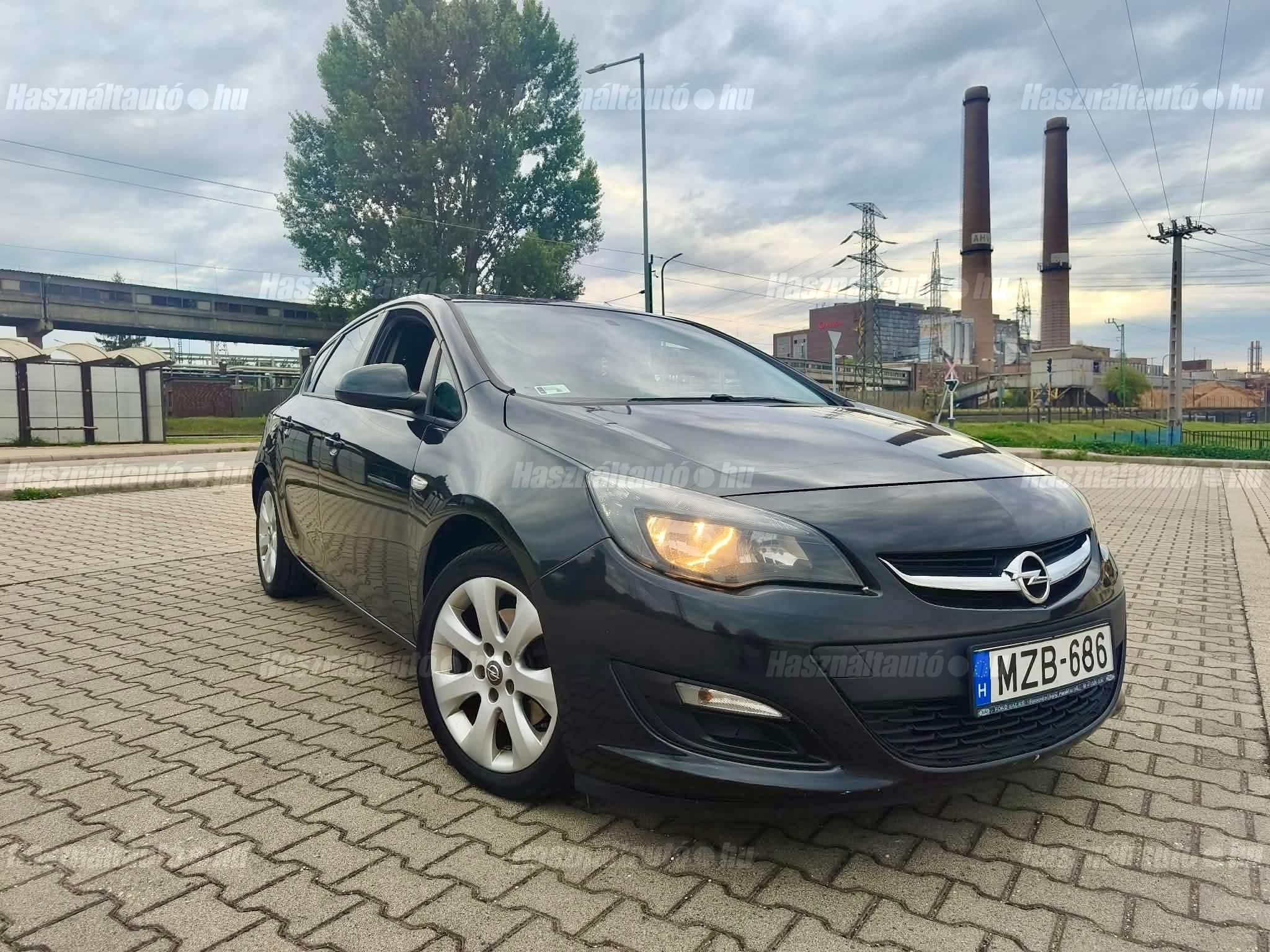 OPEL ASTRA J 2012/1 - 1
