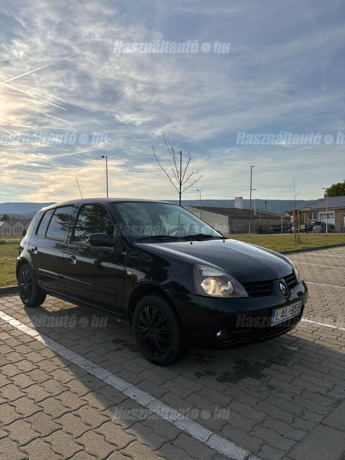 RENAULT CLIO 2008/5 - 1