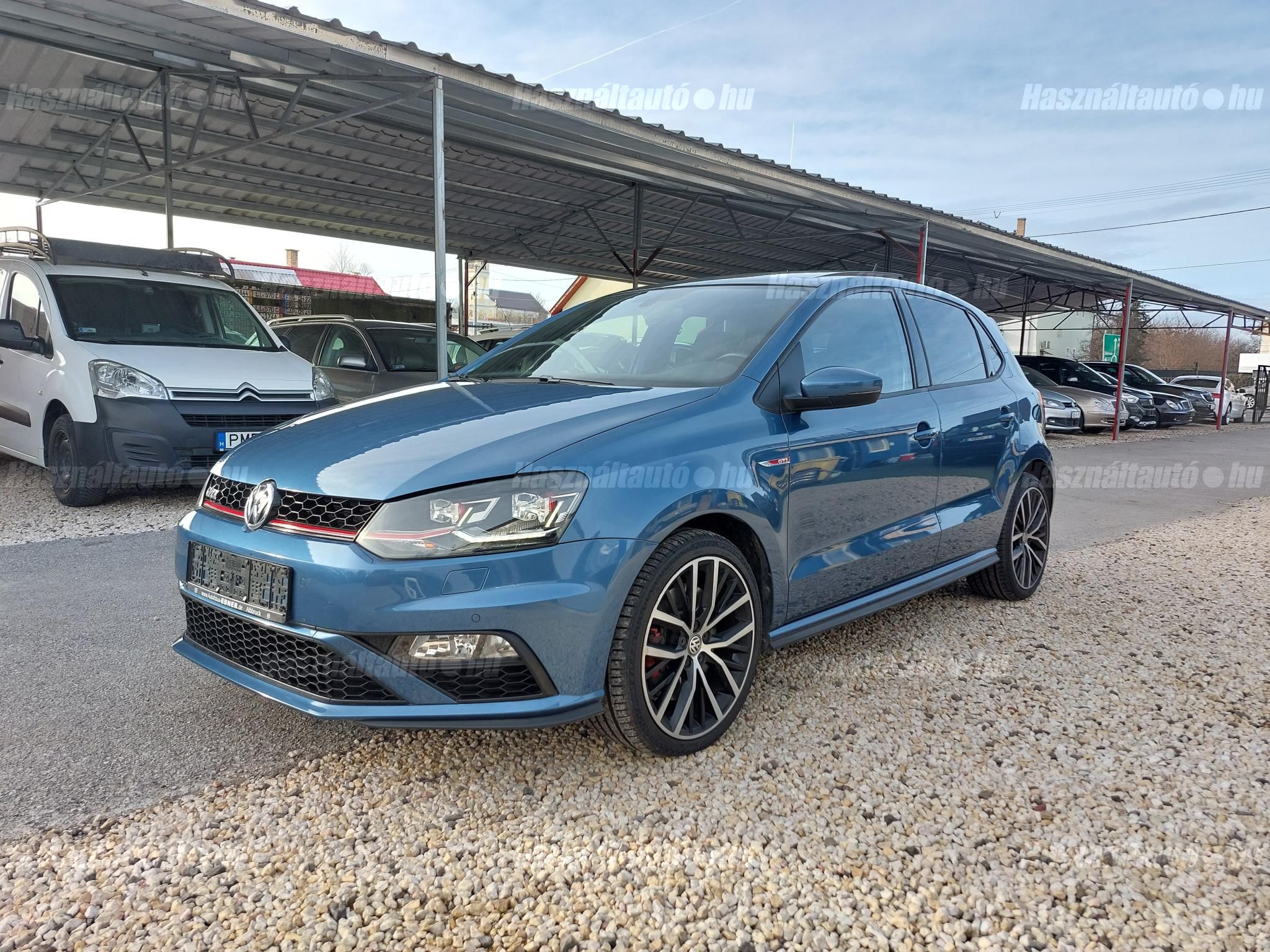VOLKSWAGEN POLO 2017/6 - 1
