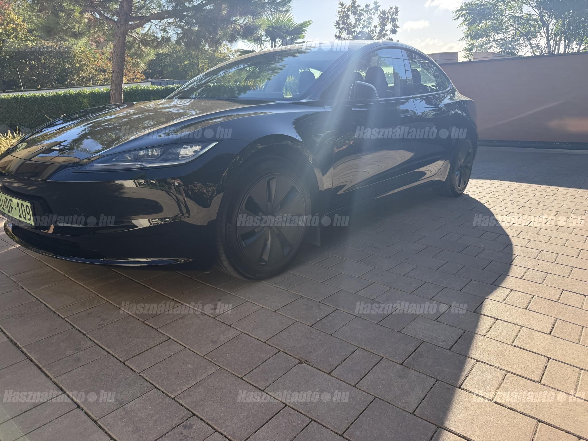 TESLA MODEL 3 2024/6 - 1