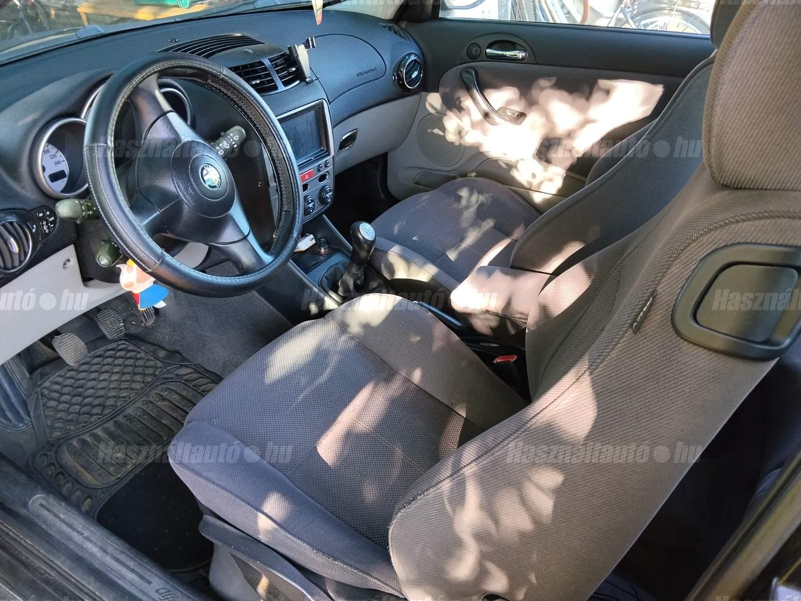ALFA ROMEO 147 2003 - 1