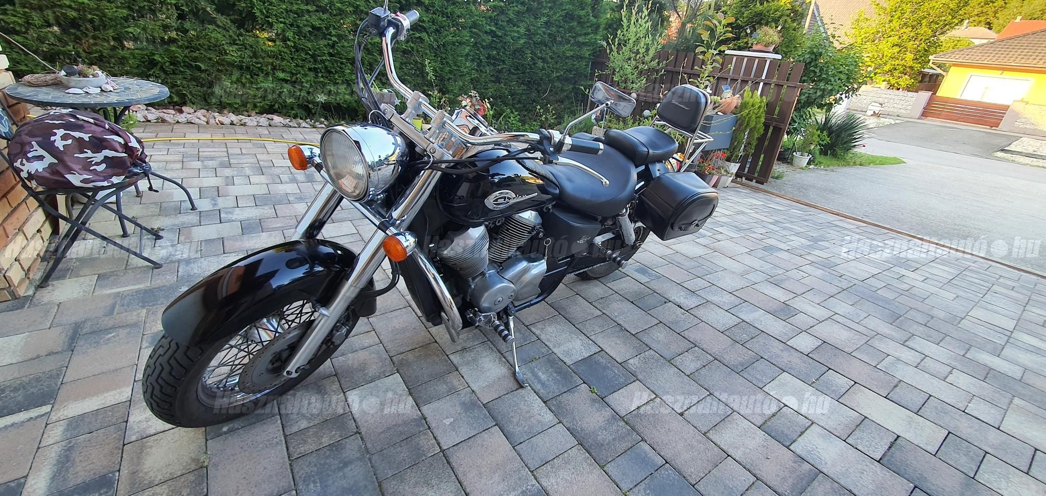 HONDA VT 750 2000/4 - 1