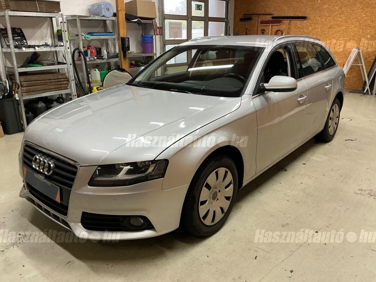 AUDI A4 2009/6 - 1