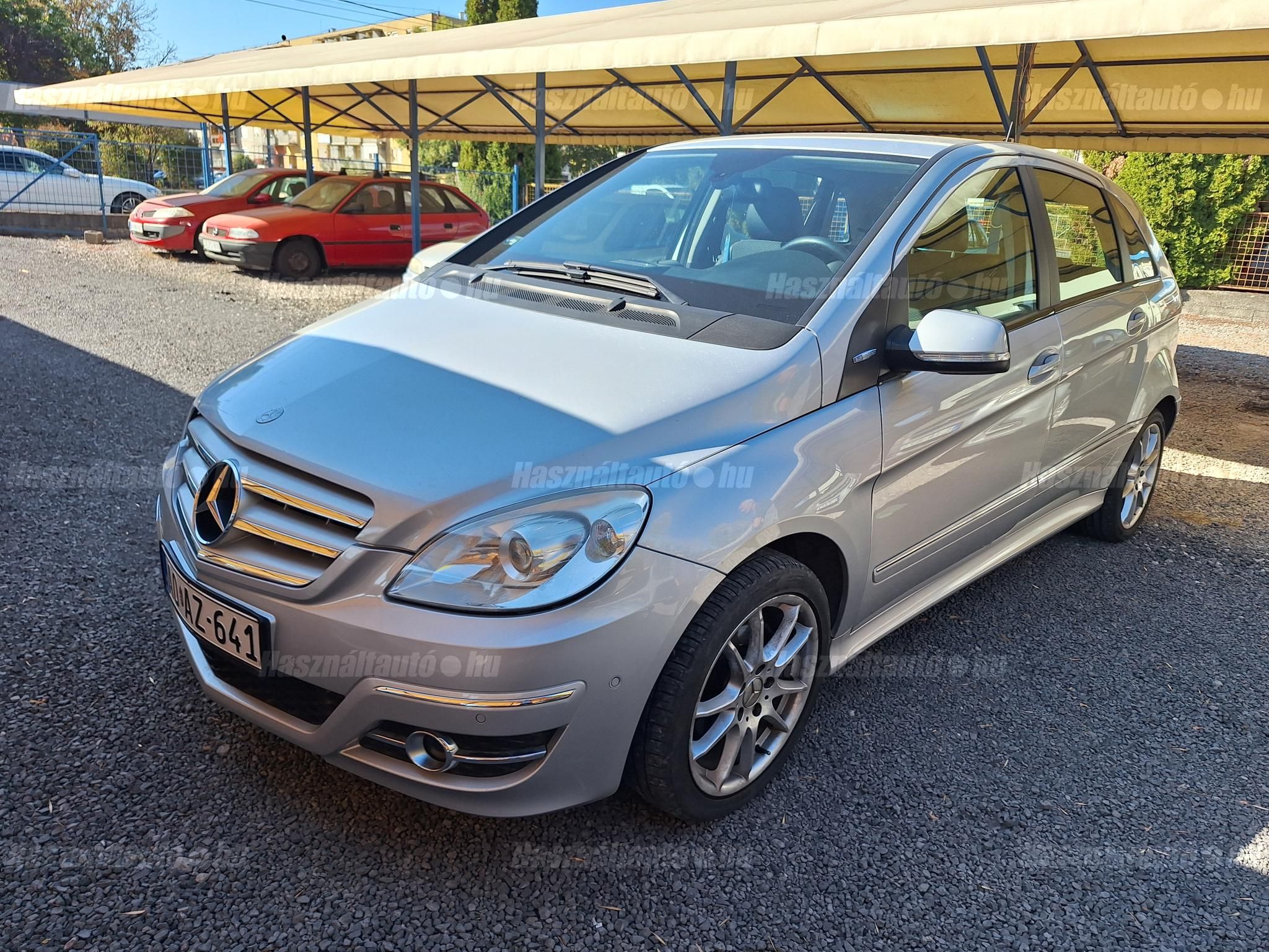 MERCEDES-BENZ B 180 2011/3 - 1