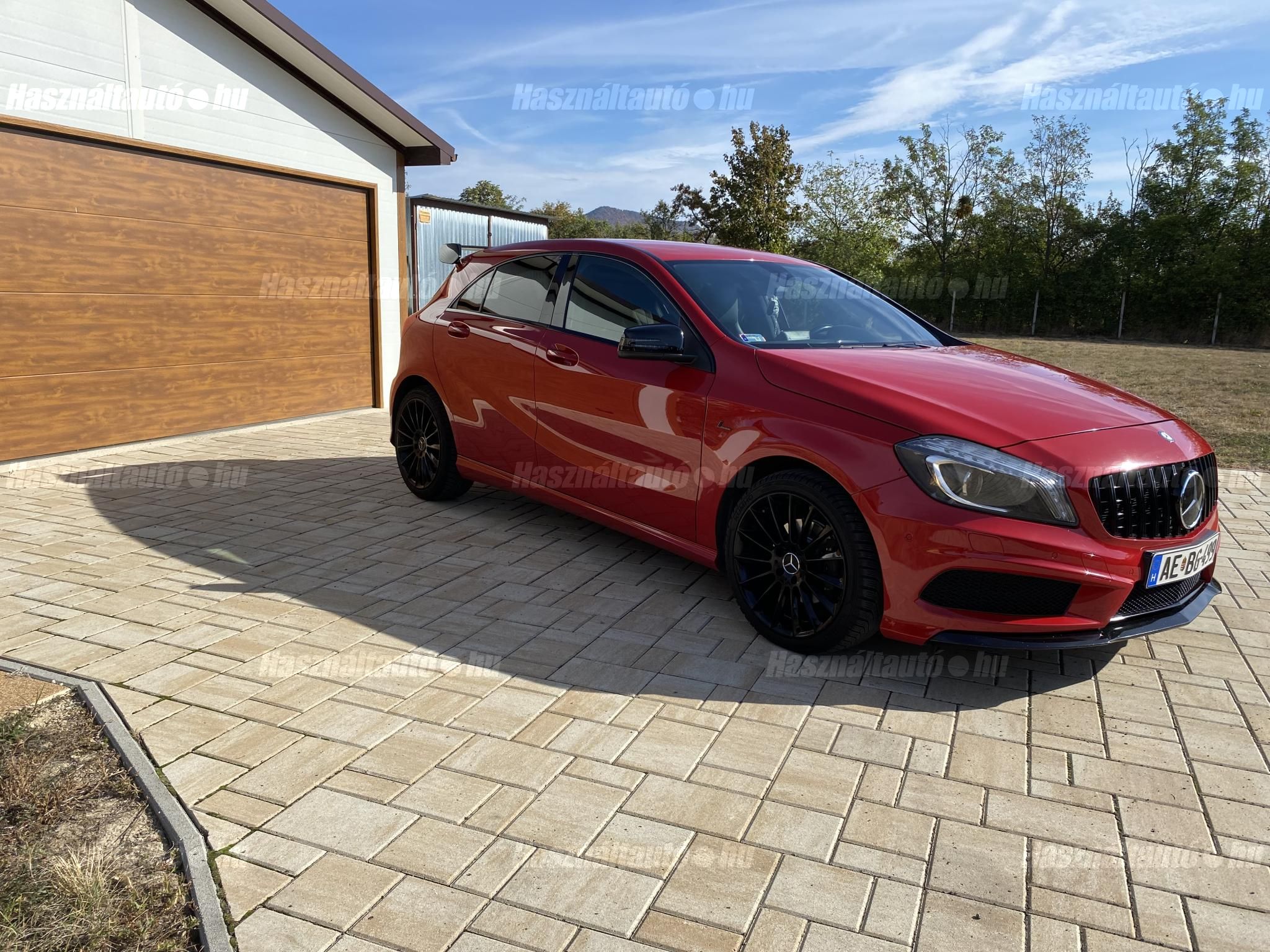 MERCEDES-BENZ A 200 2015 - 1