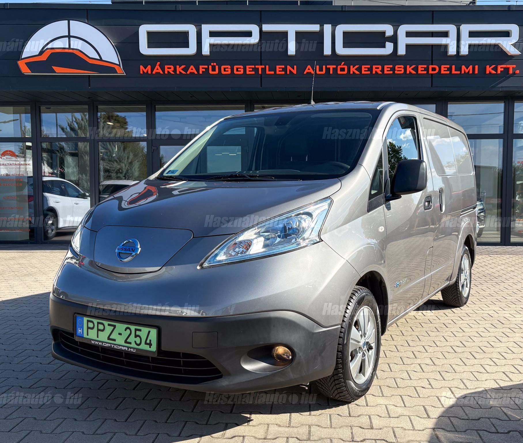 NISSAN NV200 2018/1 - 1