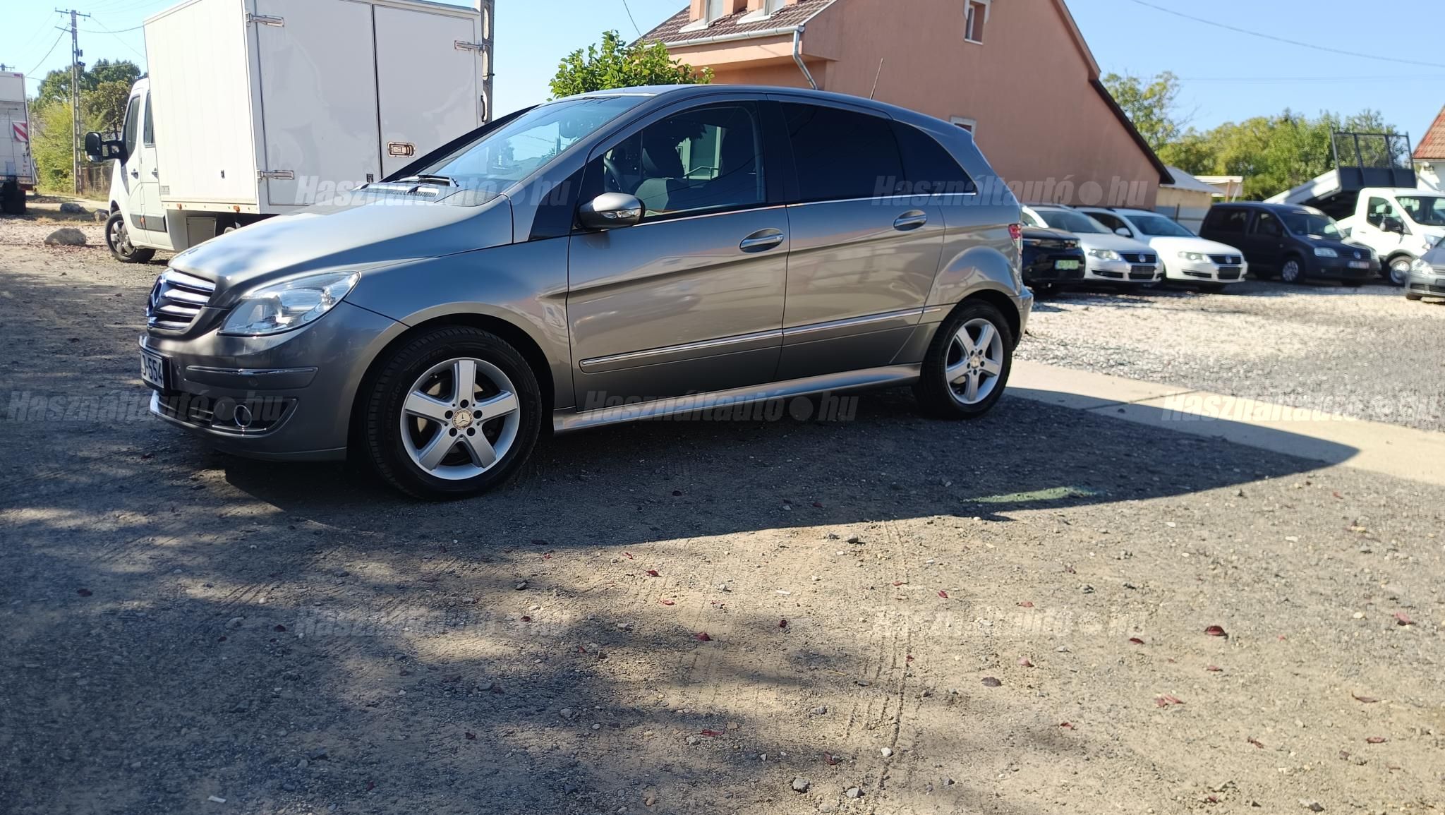 MERCEDES-BENZ B 150 2008/11 - 1