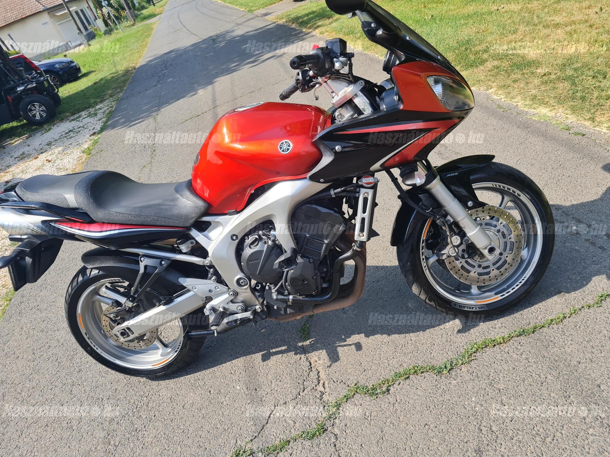 YAMAHA FZ6-S (FAZER) 2010/4 - 1