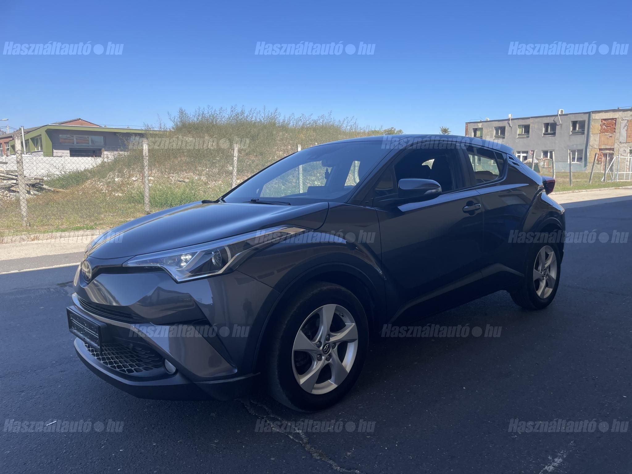 TOYOTA C-HR 2018/9 - 1