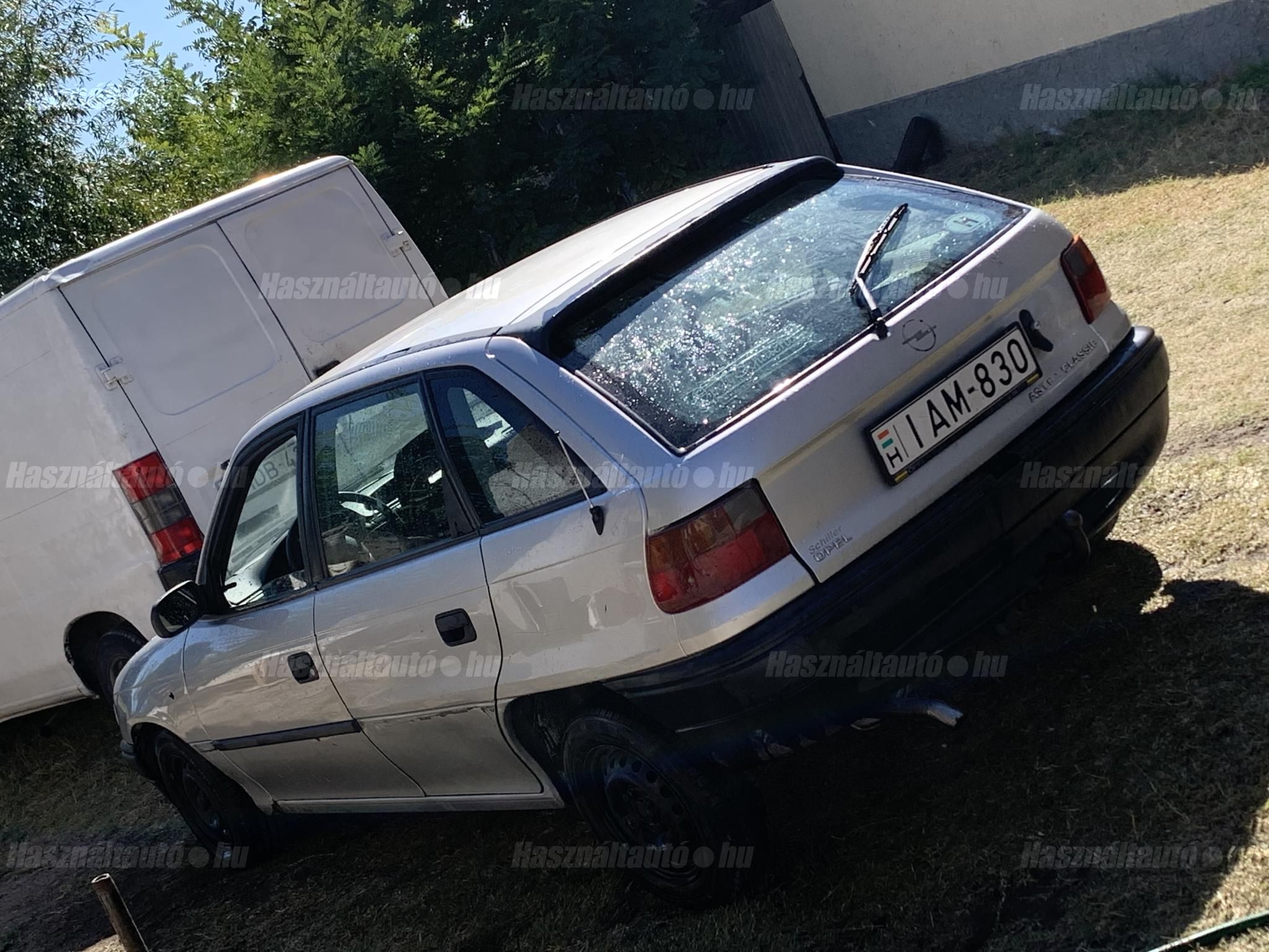 OPEL ASTRA F 2002/8 - 1