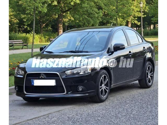 MITSUBISHI LANCER 2015 - 1