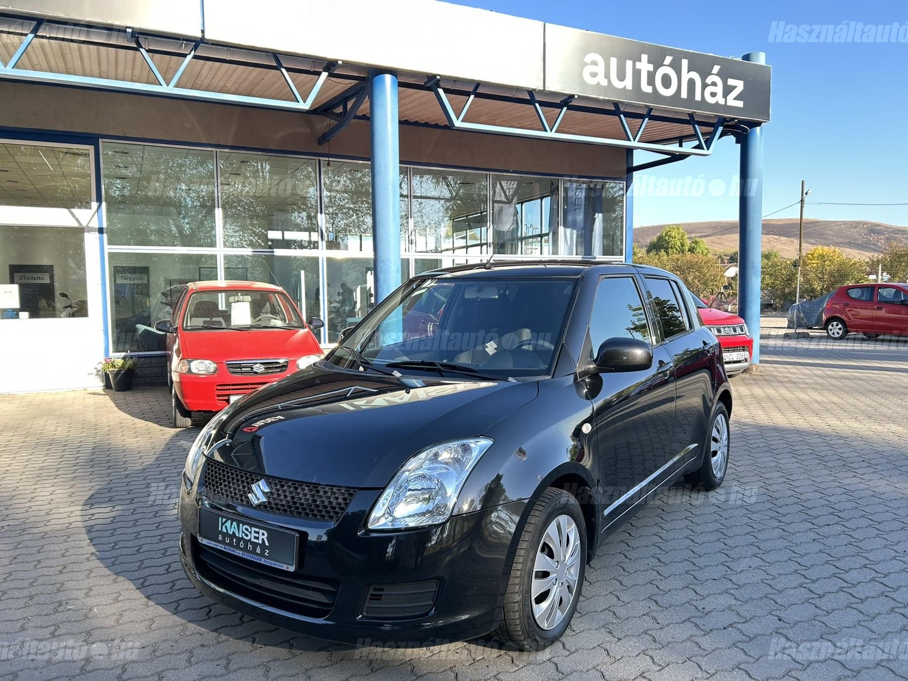 SUZUKI SWIFT 2010/10 - 1
