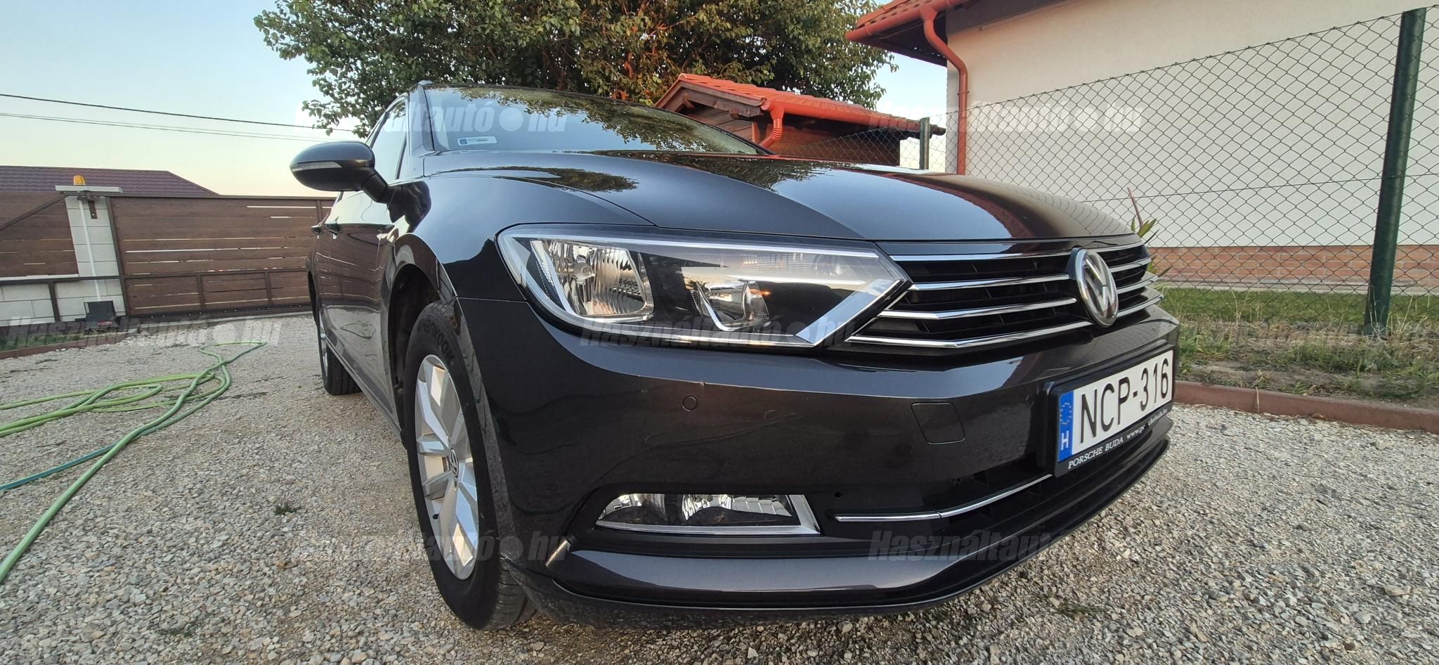 VOLKSWAGEN PASSAT VIII 2015 - 1