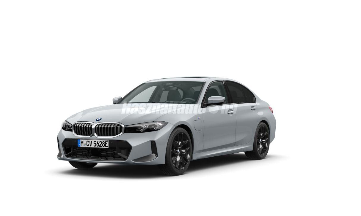 BMW 330 2025/2 - 1