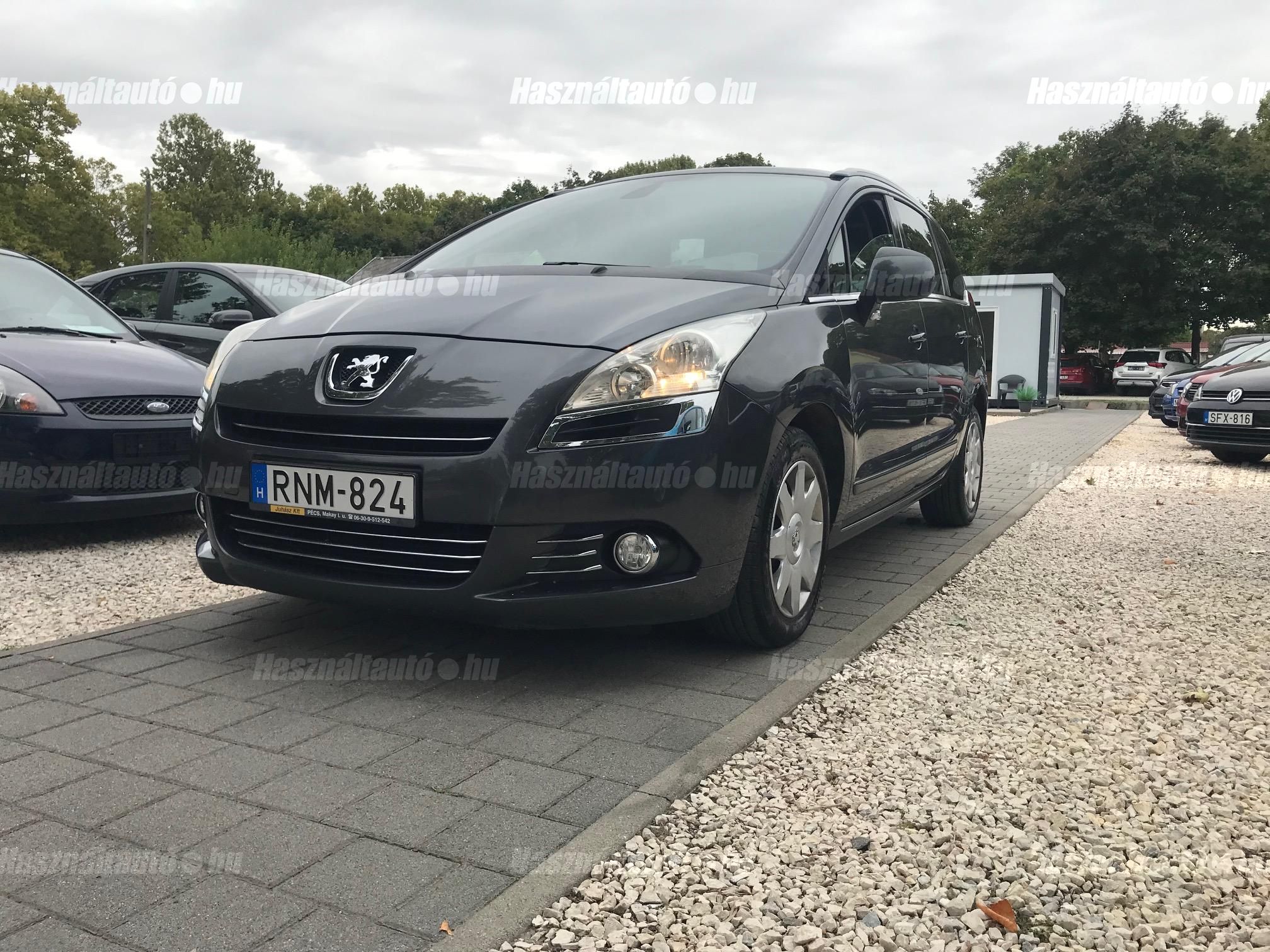 PEUGEOT 5008 2010/8 - 1