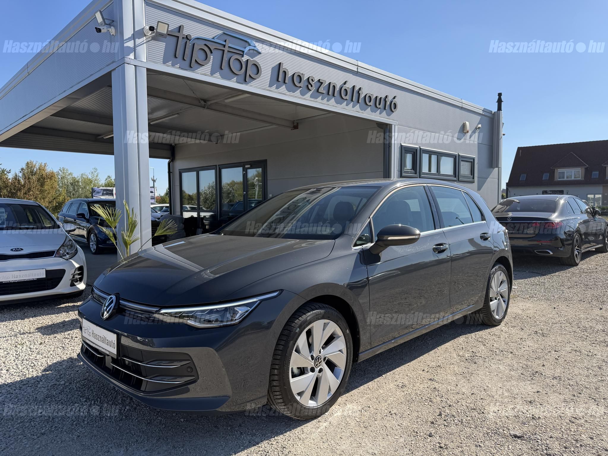 VOLKSWAGEN GOLF VIII 2025/3 - 1
