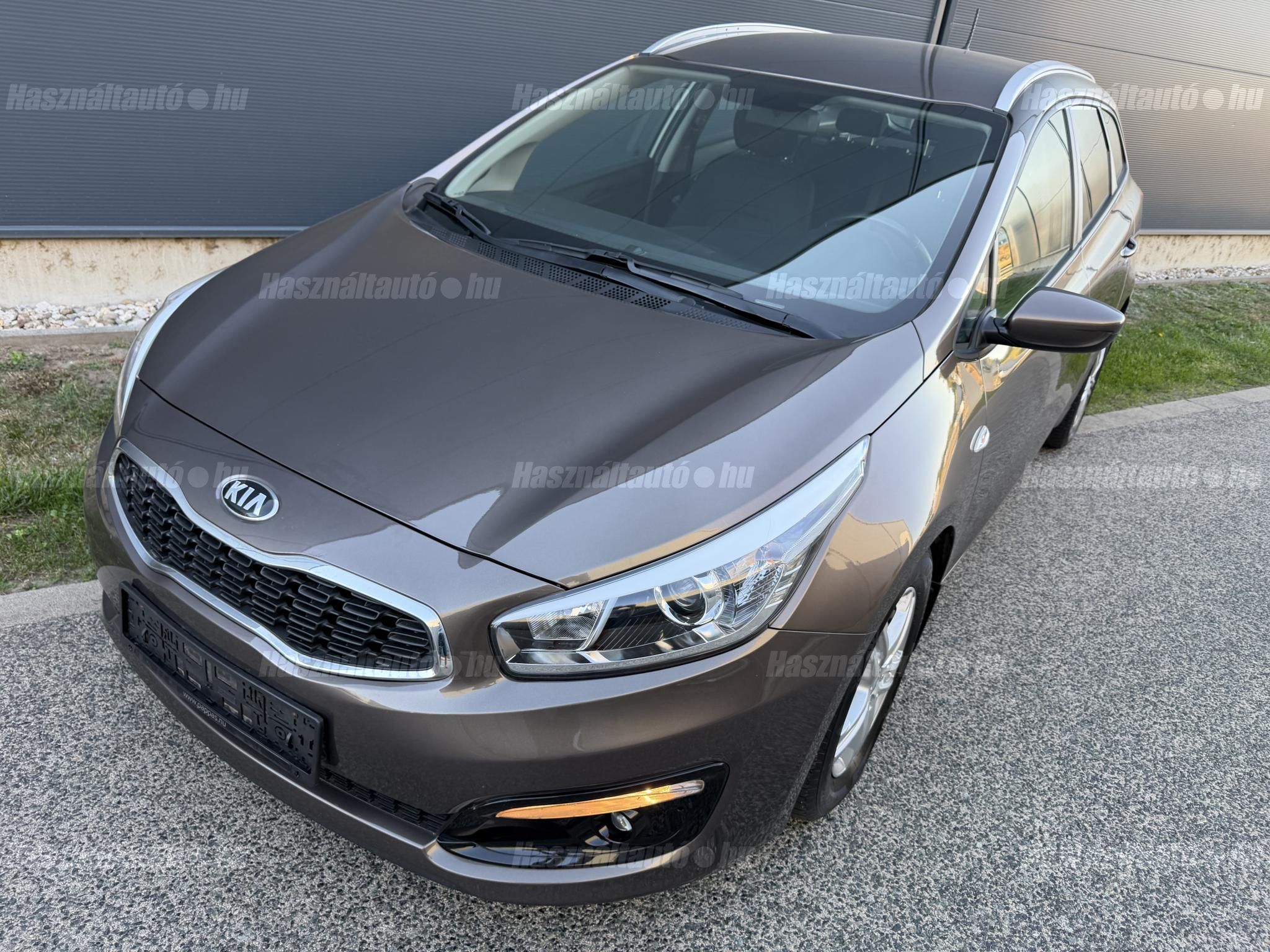 KIA CEE'D 2016/9 - 1