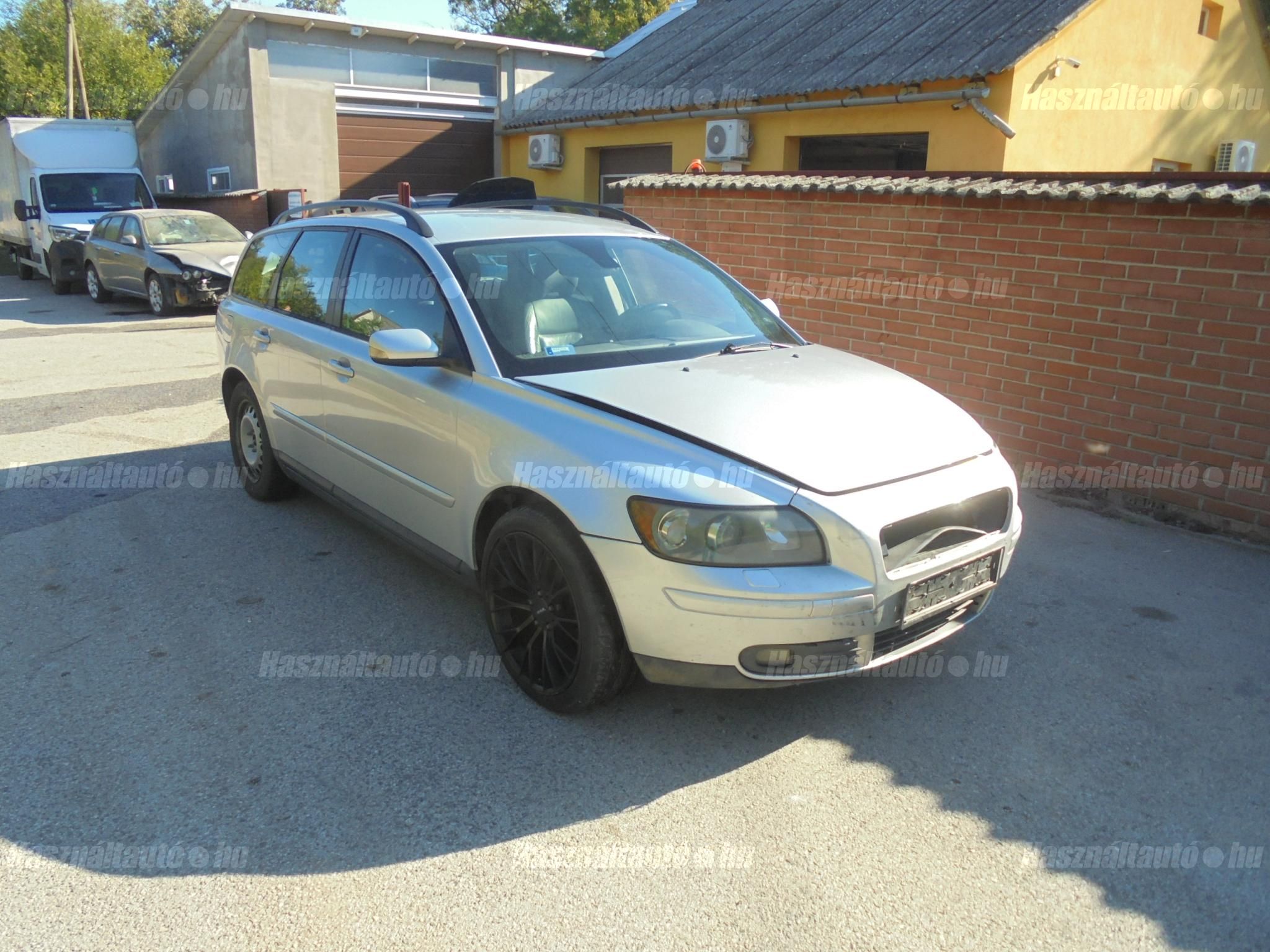 VOLVO V50 2004 - 1