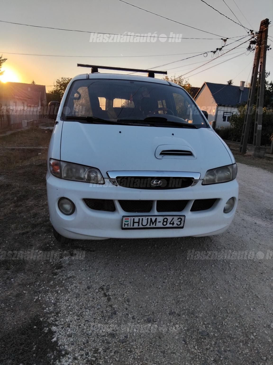 HYUNDAI H-1 2001/8 - 1