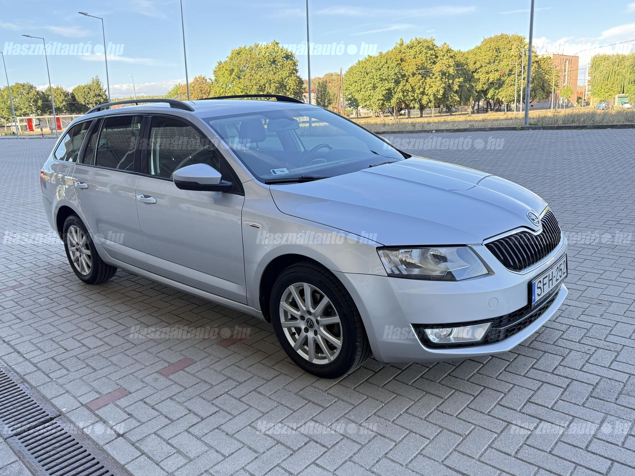 SKODA OCTAVIA 2016/4 - 1