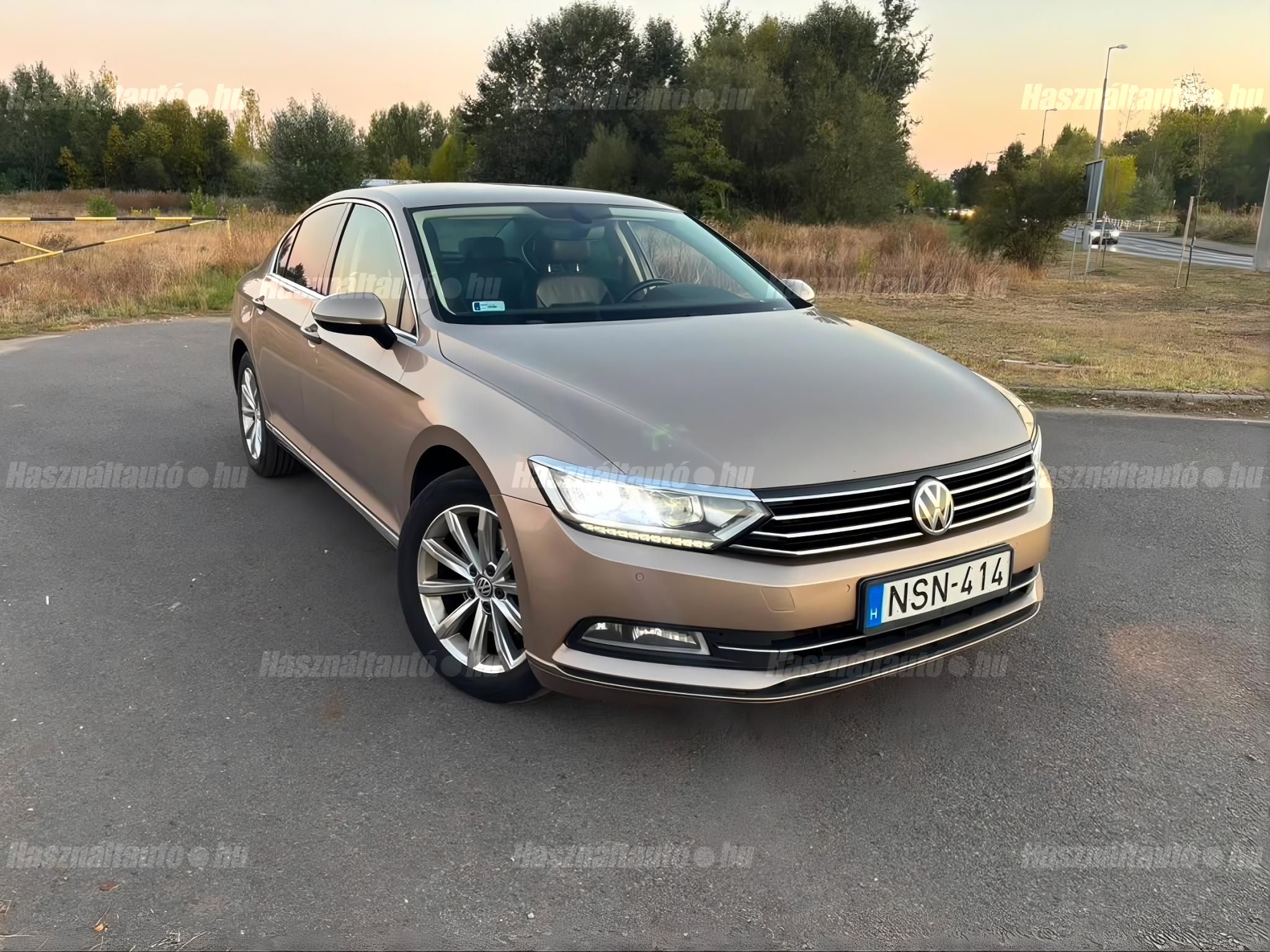 VOLKSWAGEN PASSAT VIII 2016 - 1