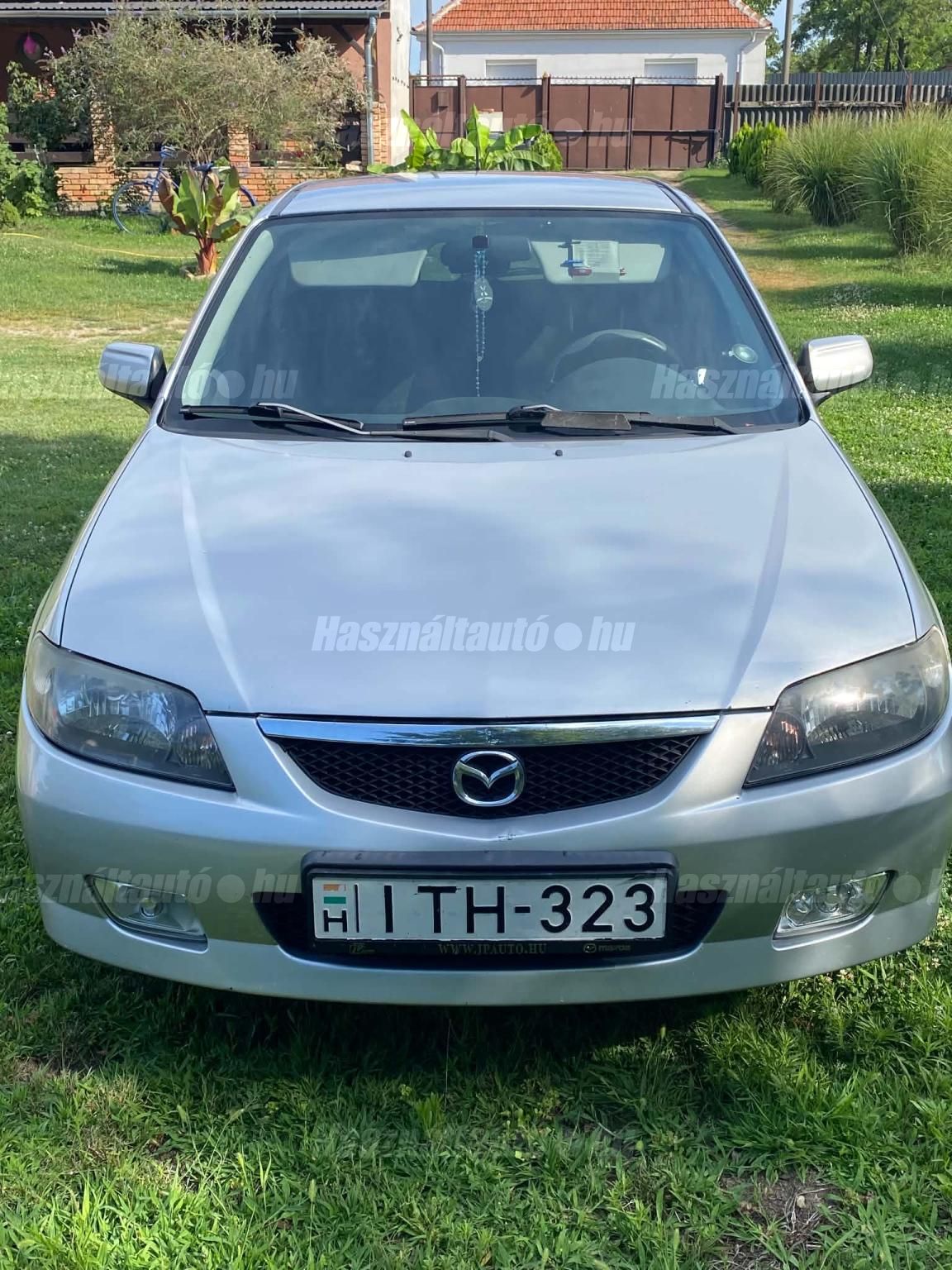 MAZDA 323 F 2003/8 - 1