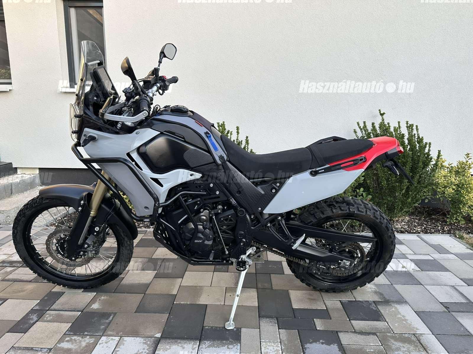 YAMAHA TÉNÉRÉ 700 2024/5 - 1