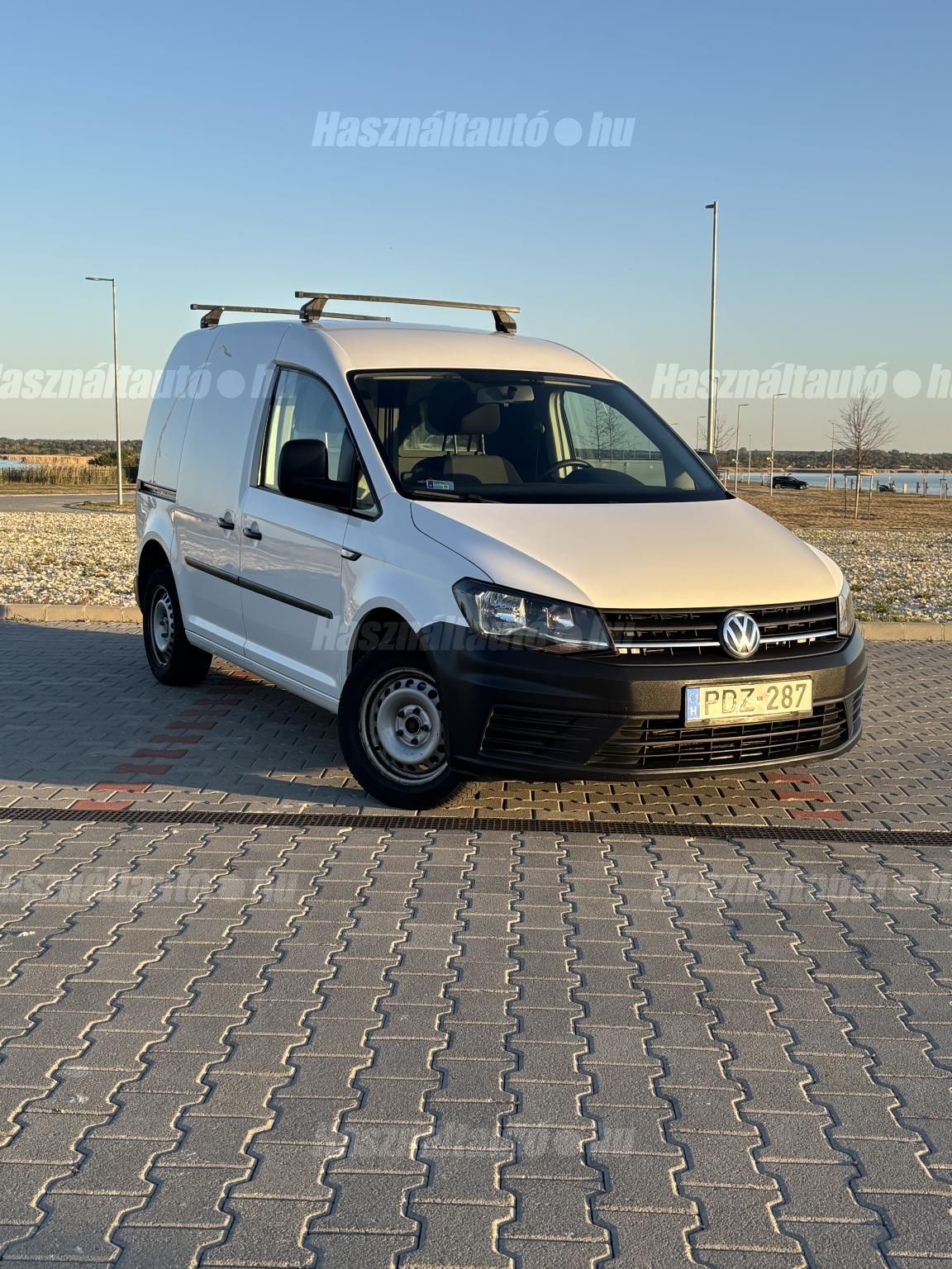 VOLKSWAGEN CADDY 2017 - 1
