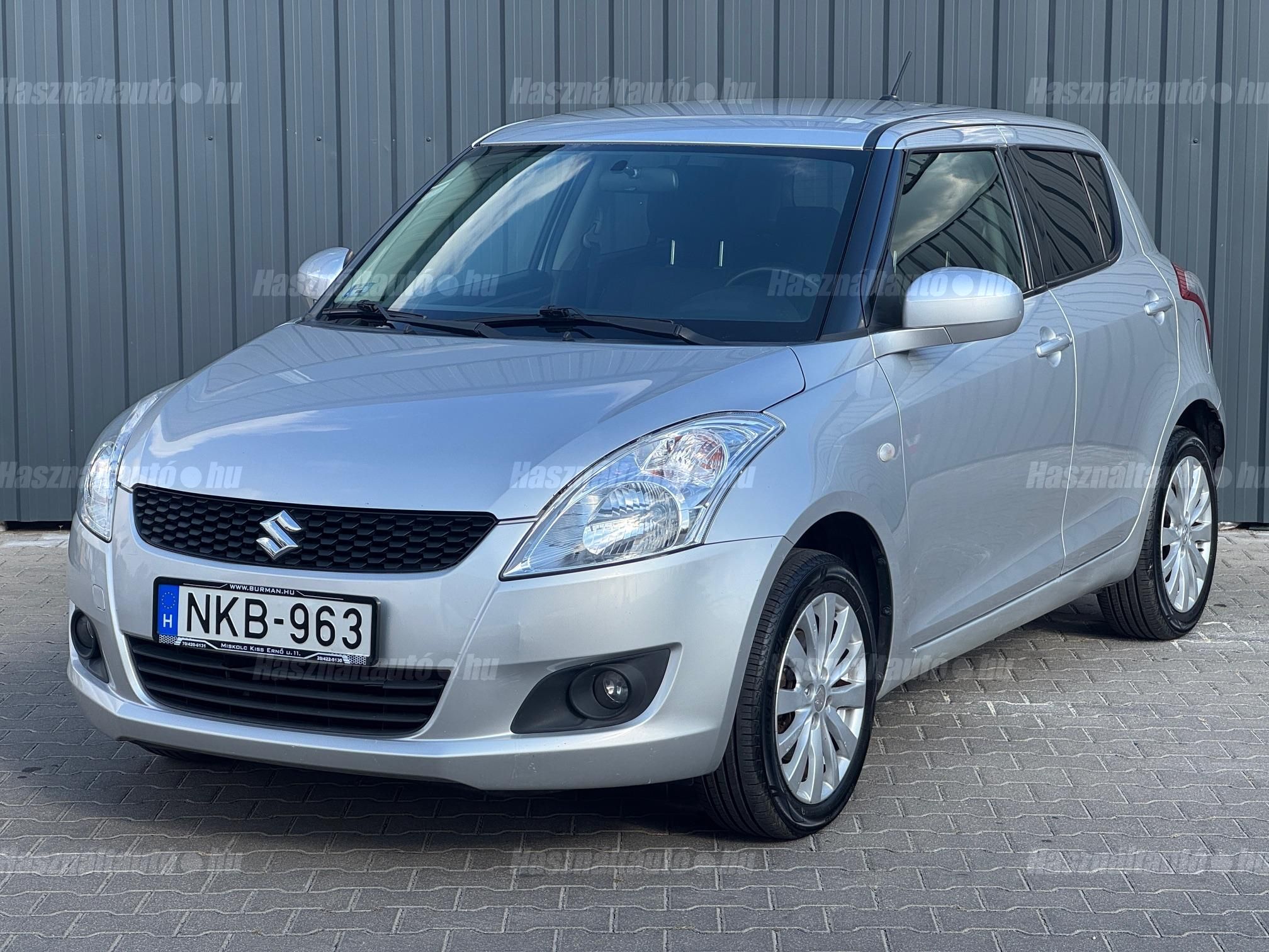 SUZUKI SWIFT 2010/11 - 1