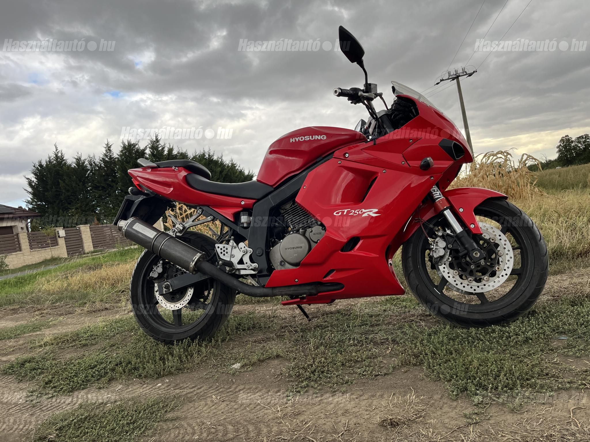 HYOSUNG GT 250 2006/12 - 1