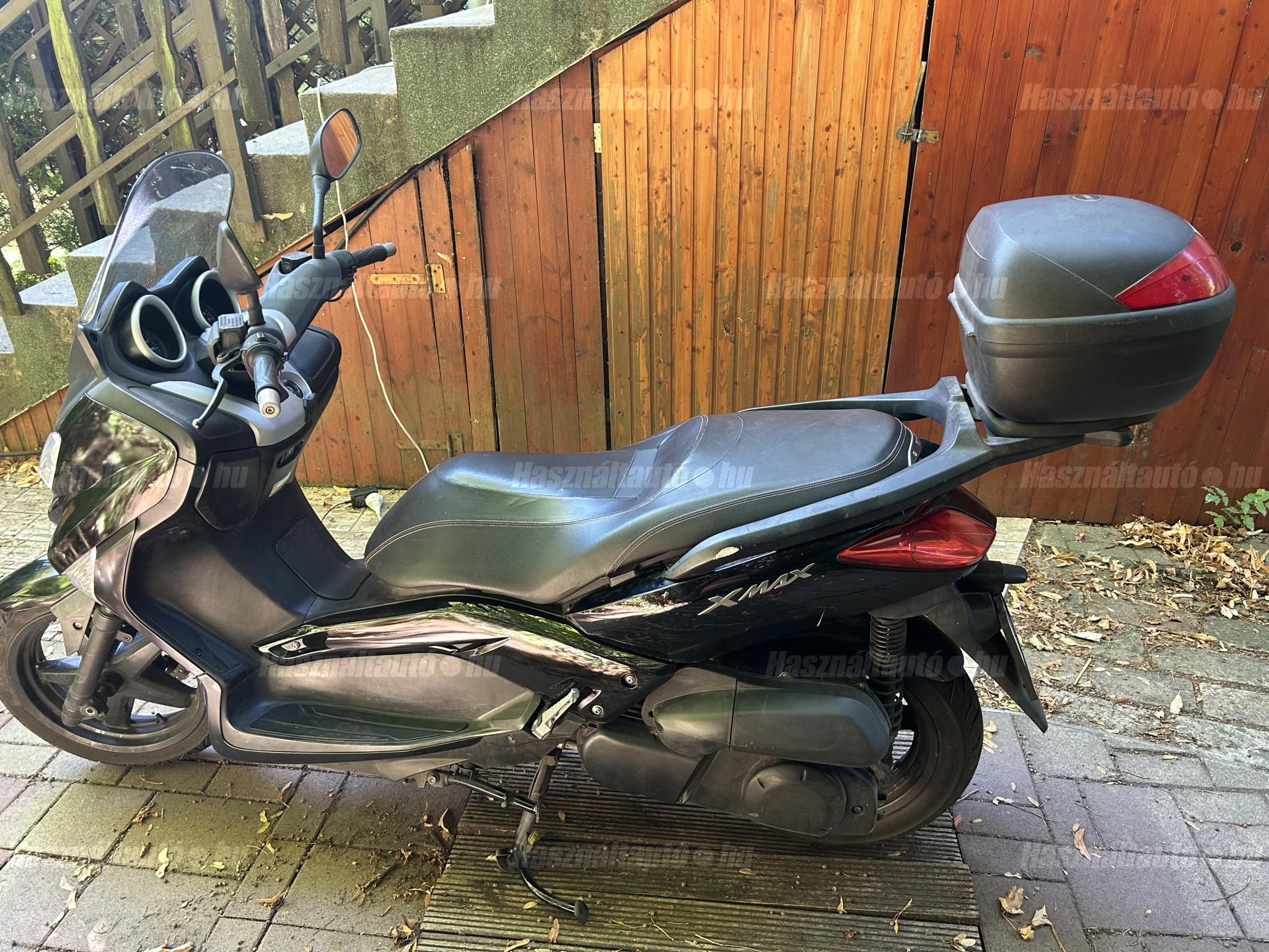 YAMAHA X-MAX 250 2013/6 - 1